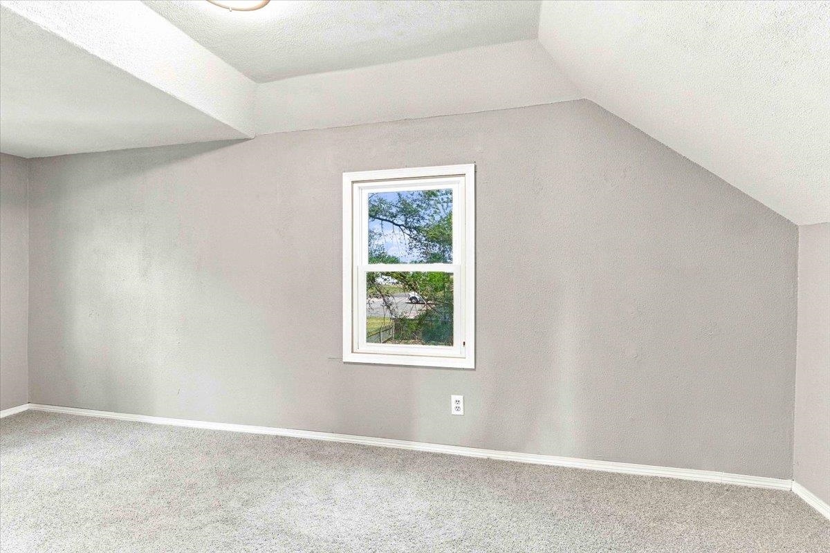 1641 S 6th Street Property Photo 28