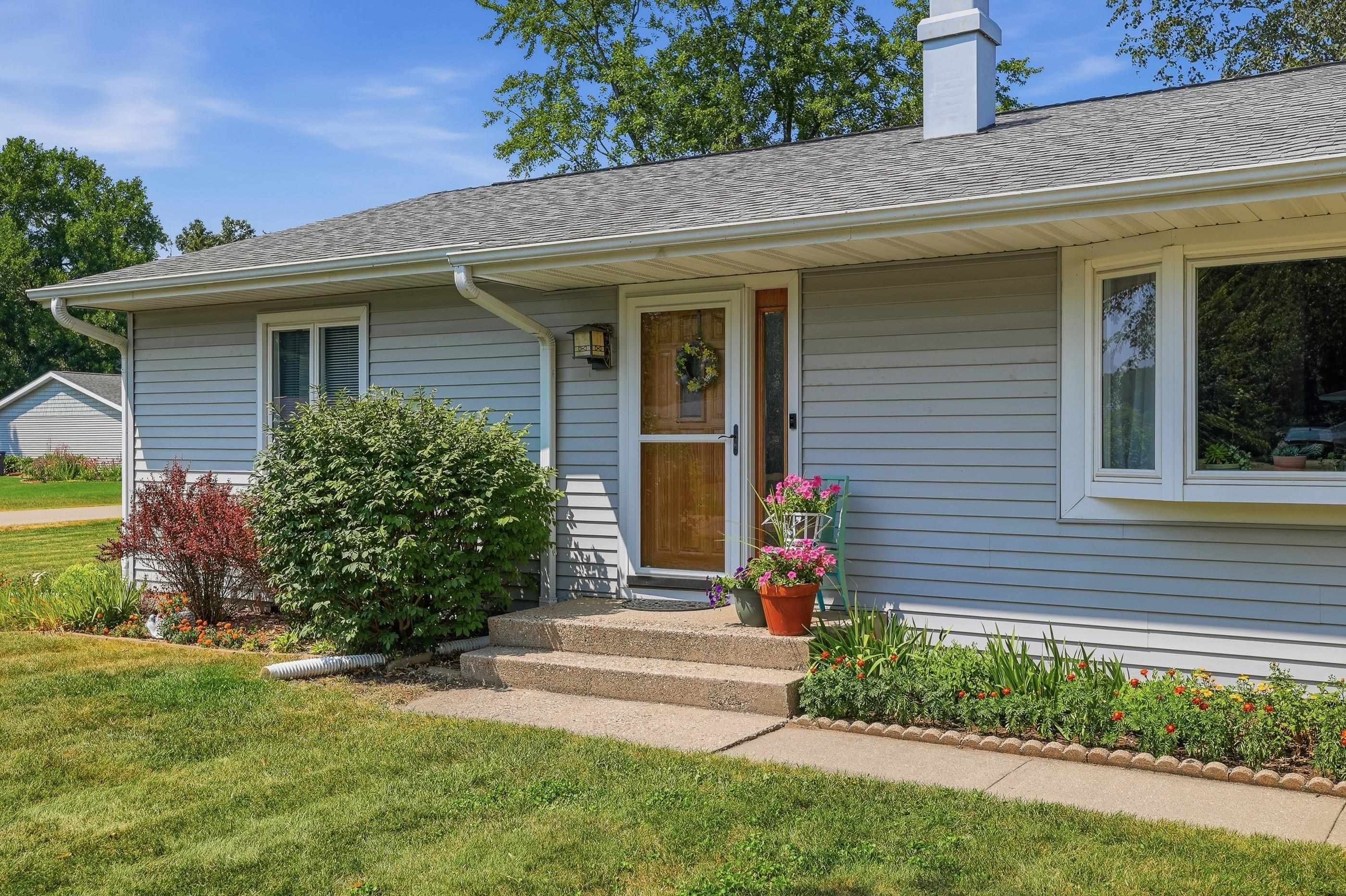 332 Verrill Street Property Photo 4