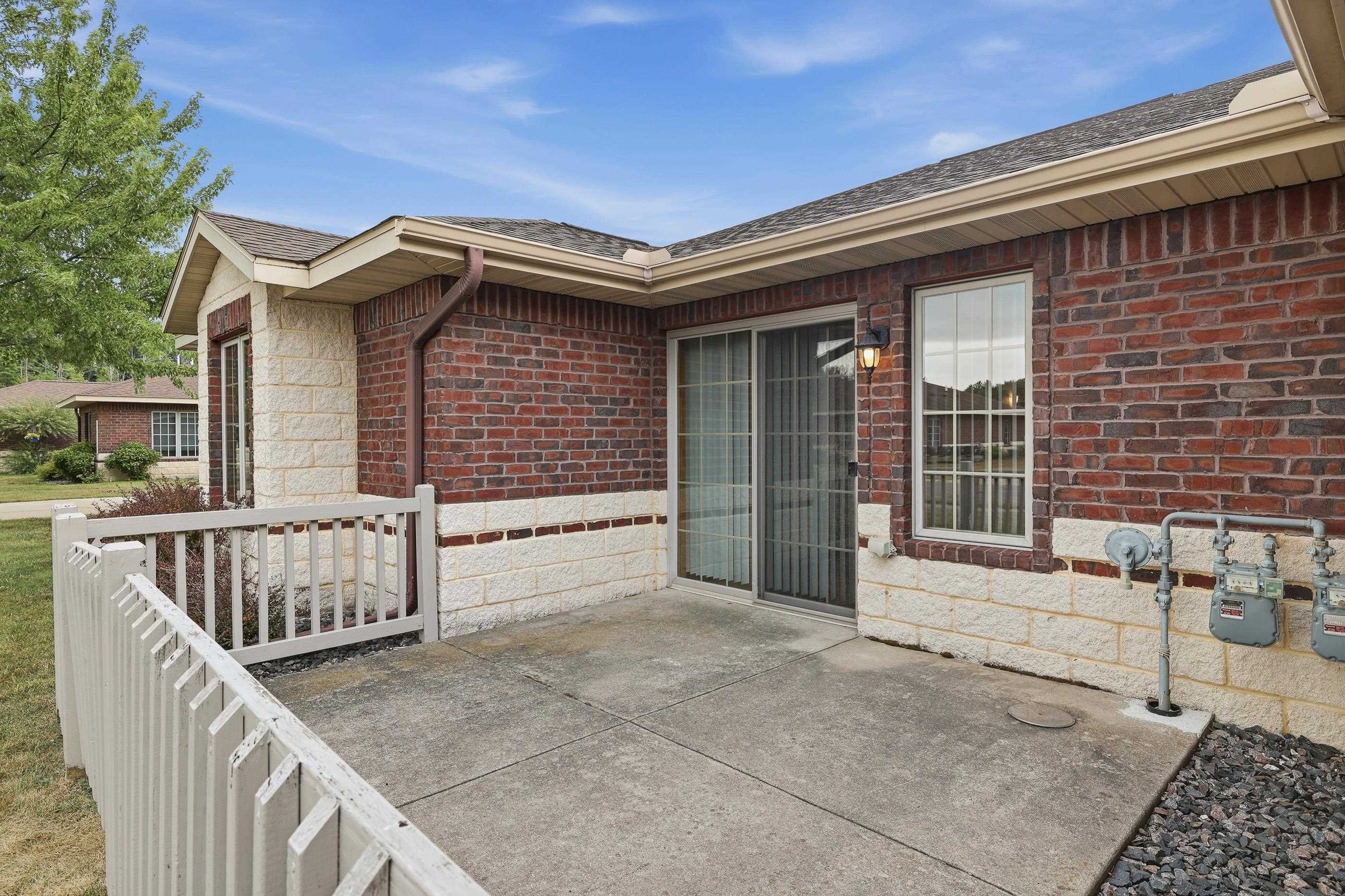 1032 Jasmine Lane Property Photo 4