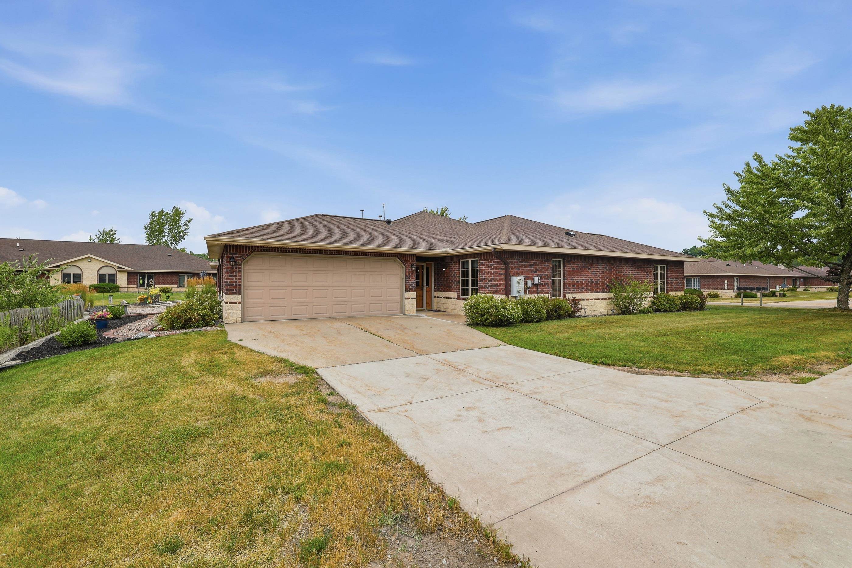 1032 Jasmine Lane Property Photo 6