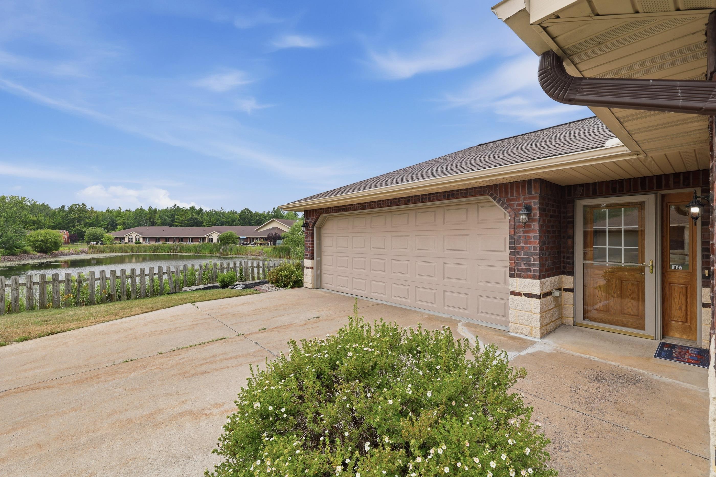 1032 Jasmine Lane Property Photo 7