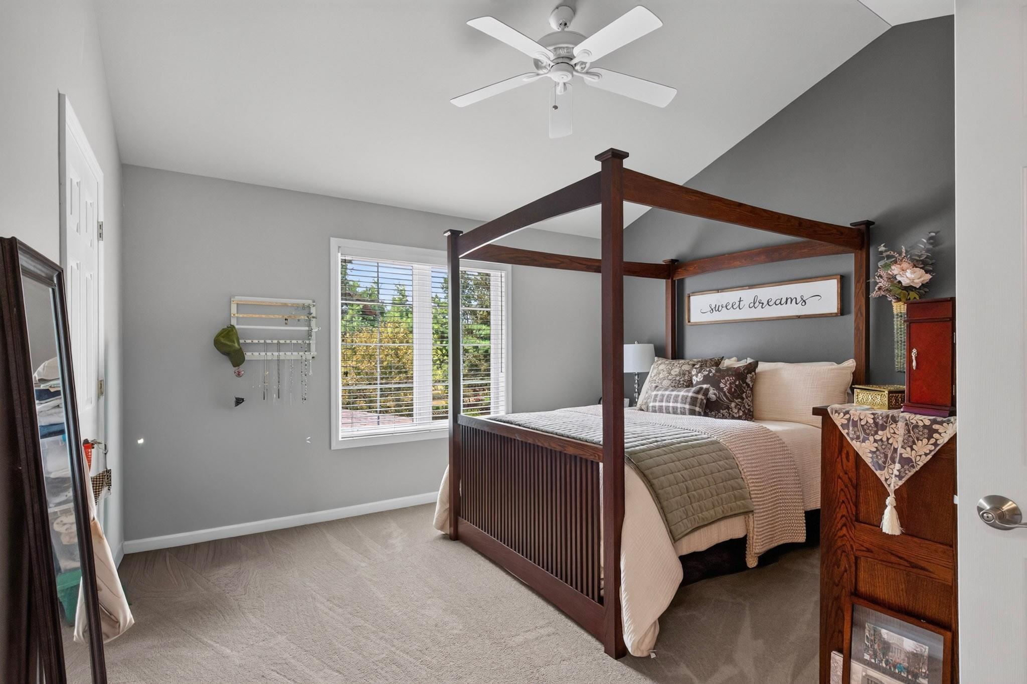 1121 Hearthstone Place Property Photo 19