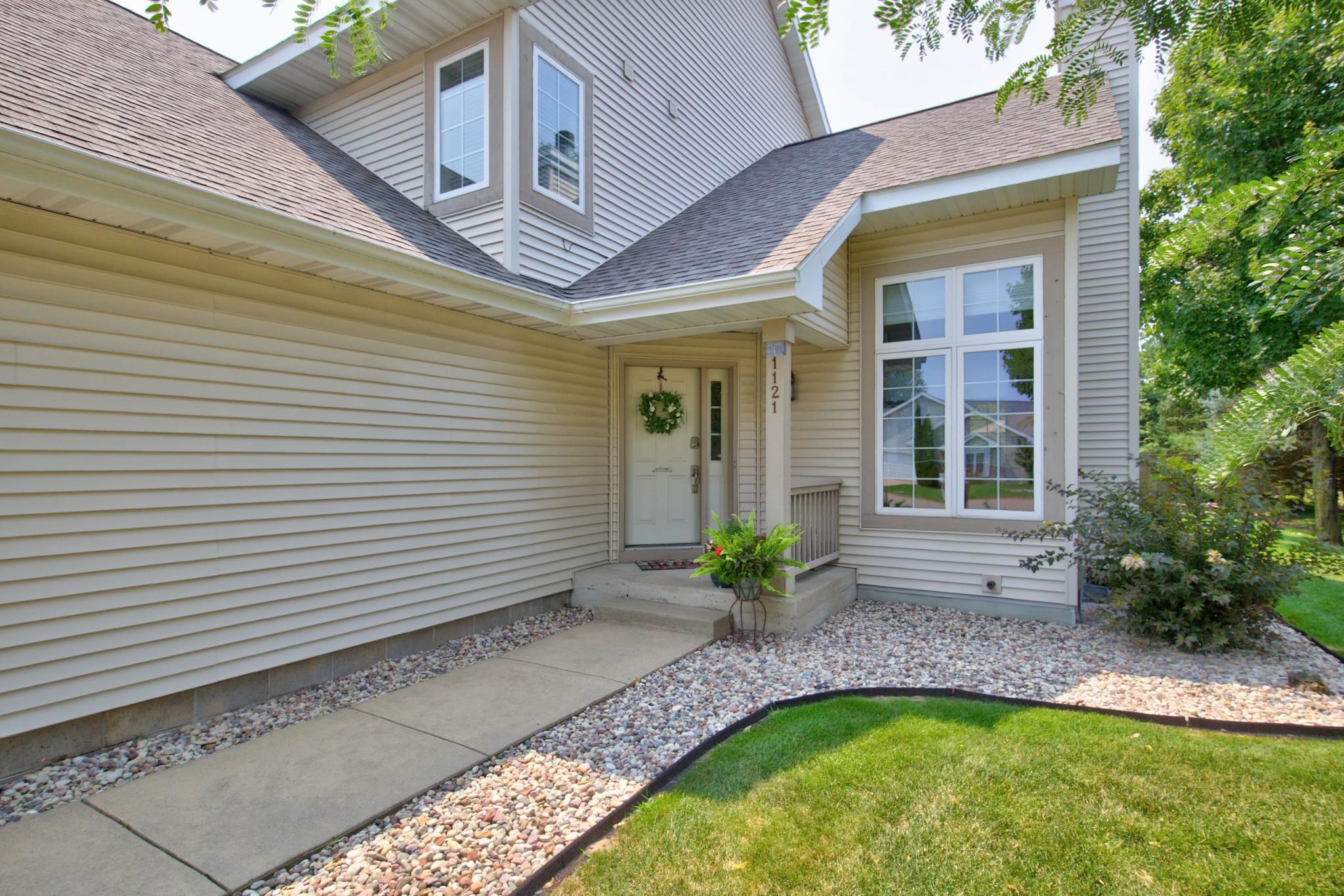 1121 Hearthstone Place Property Photo 35