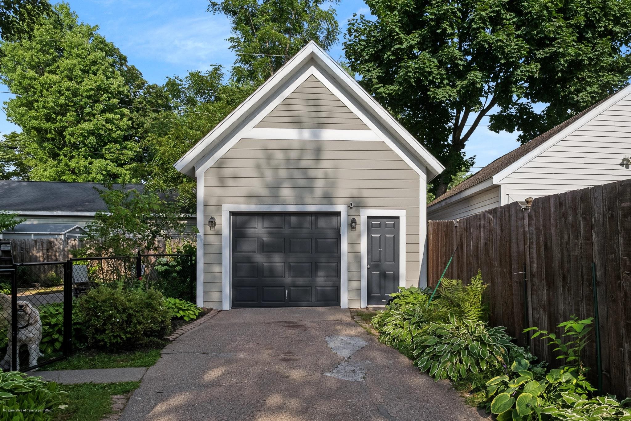 1921 Roosevelt Street Property Photo 8