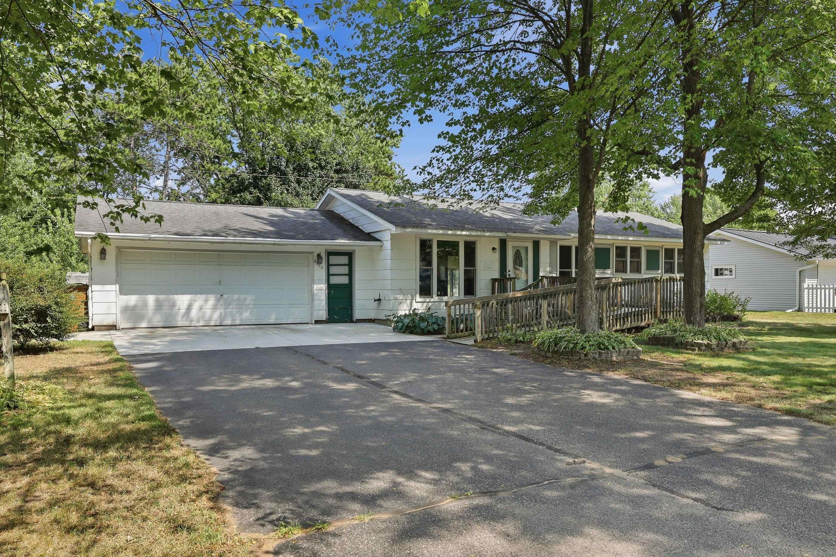 3279 Lindbergh Avenue Property Photo 2