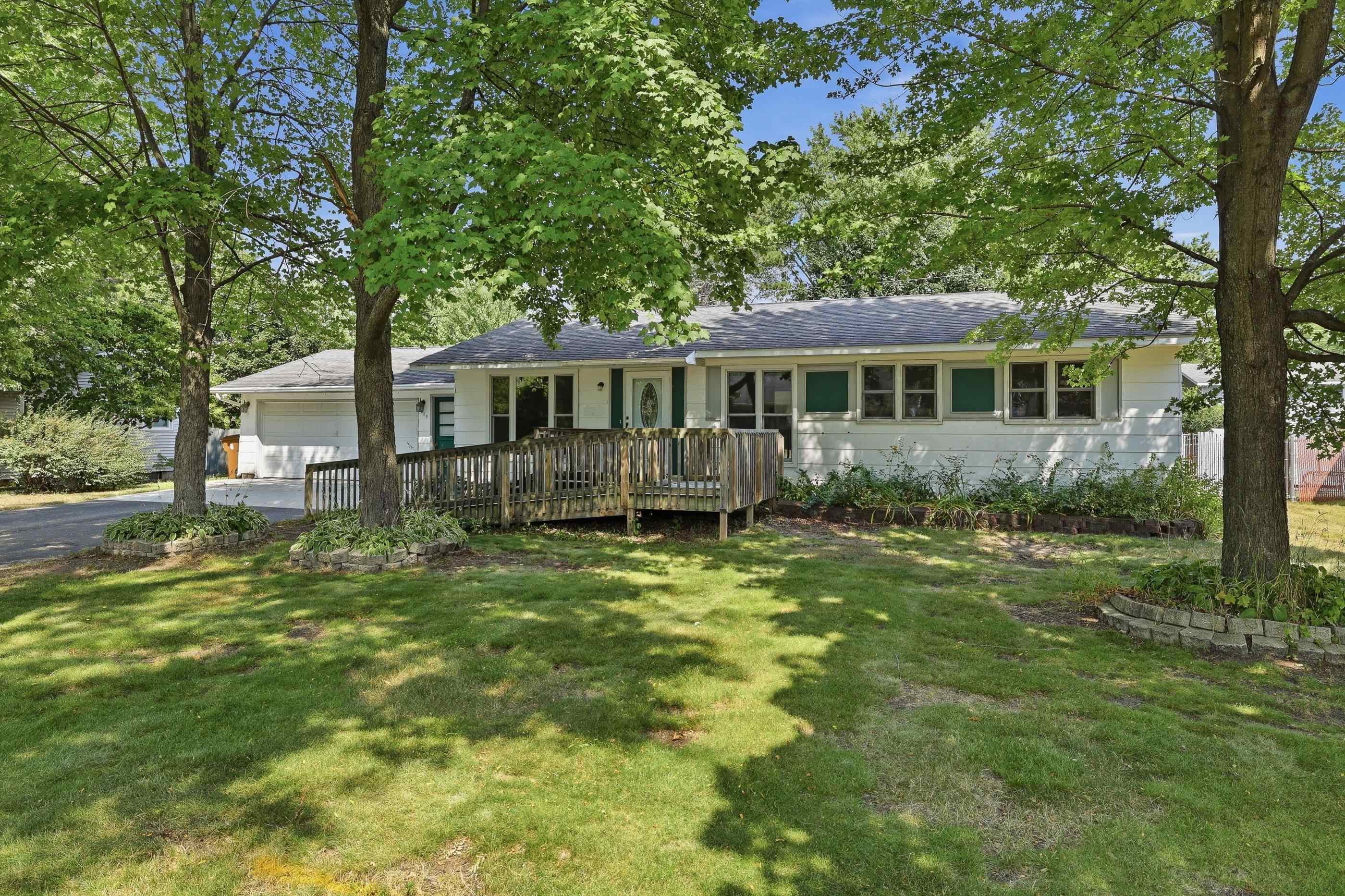 3279 Lindbergh Avenue Property Photo 3