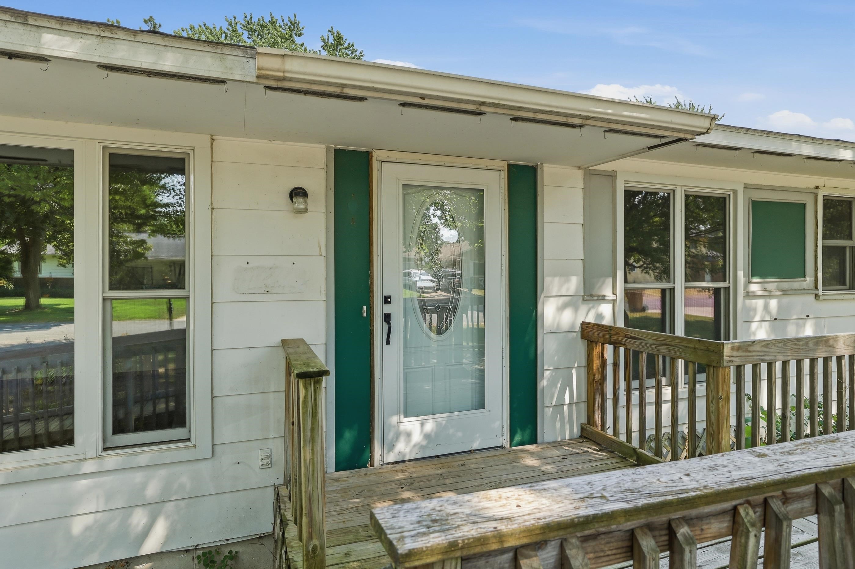 3279 Lindbergh Avenue Property Photo 4