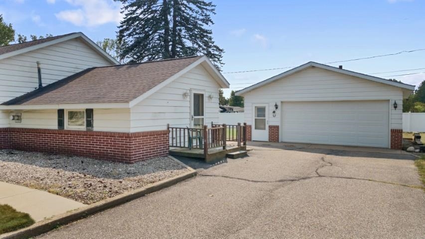 2301 Strange Street Property Photo 5