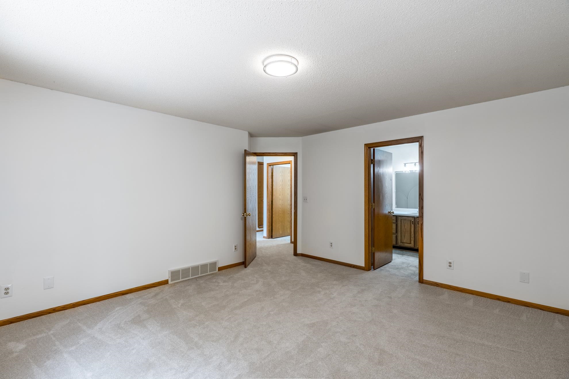 9307 Cedar Park Street Property Photo 21