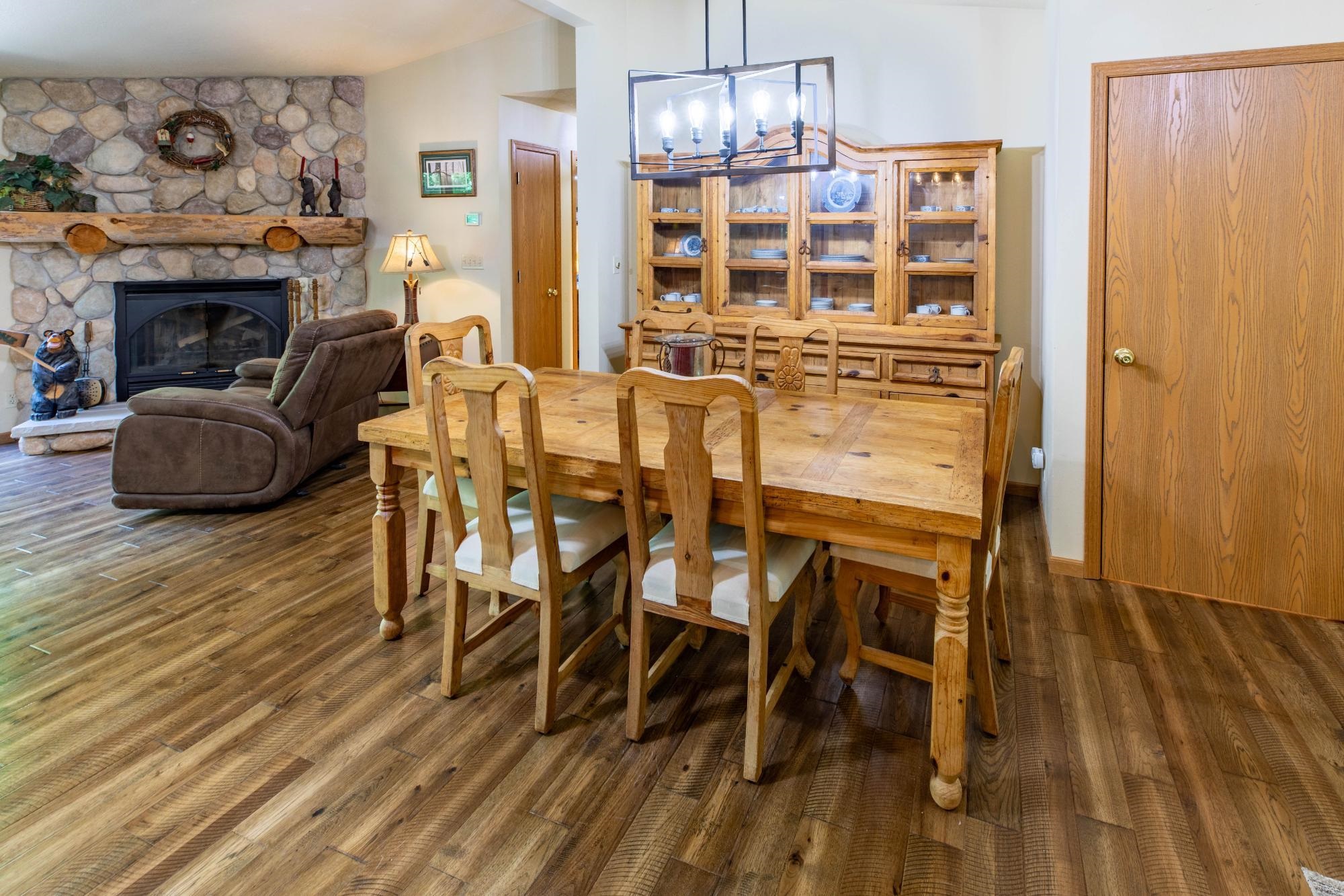 8790 Eagles Way Property Photo 10