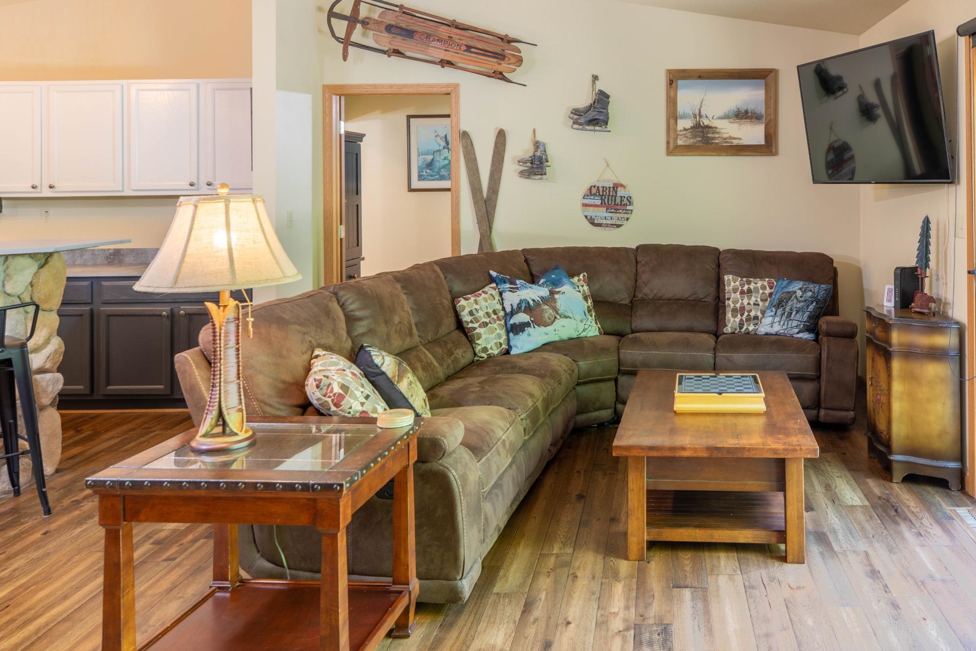 8790 Eagles Way Property Photo 14