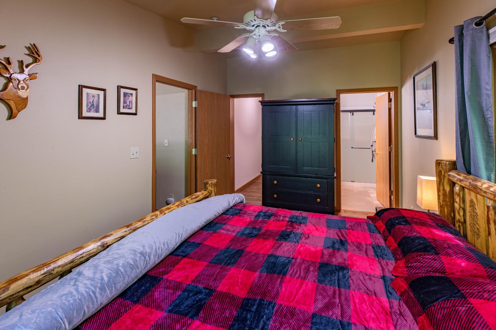 8790 Eagles Way Property Photo 18