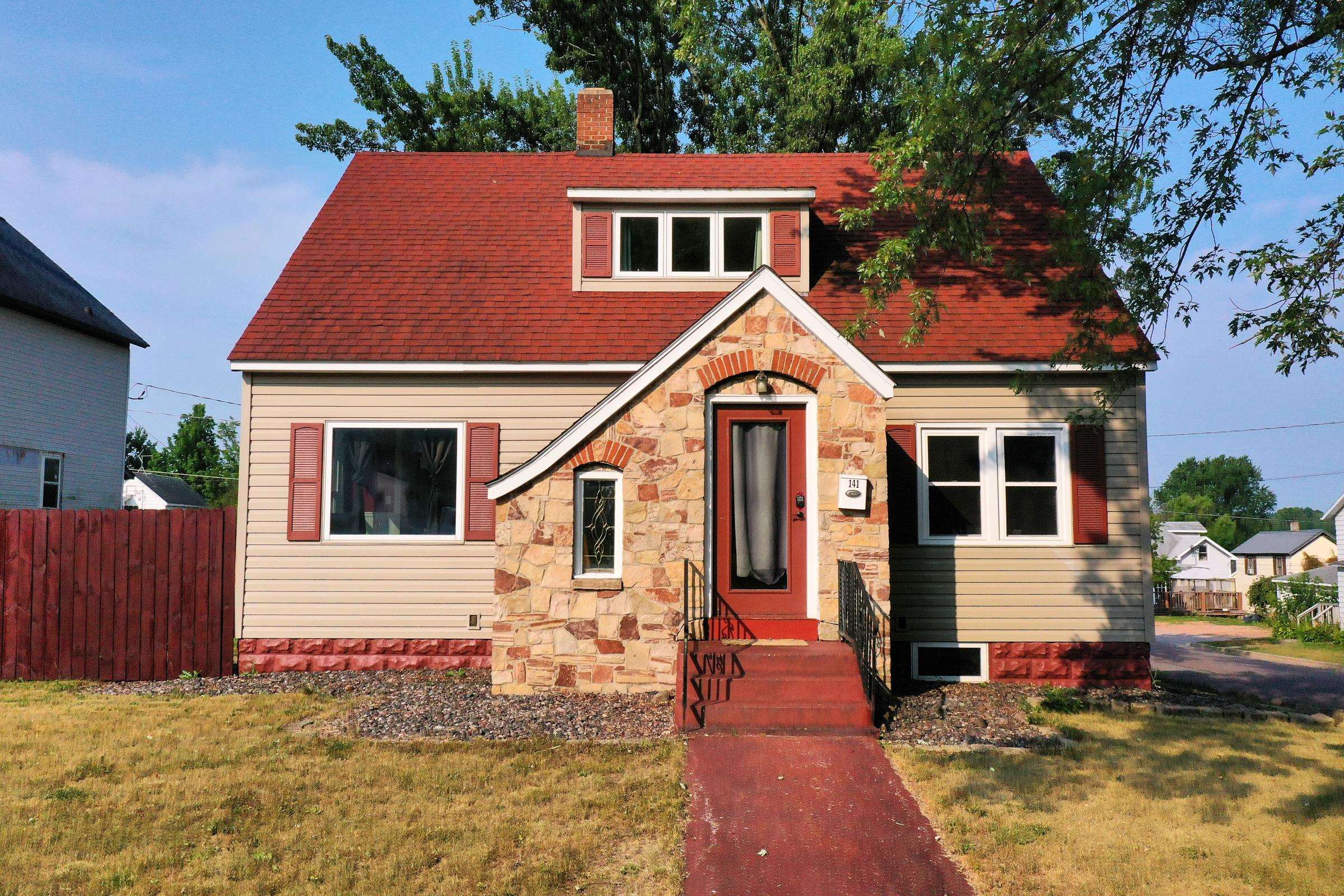 141 N Third Street Property Photo 1