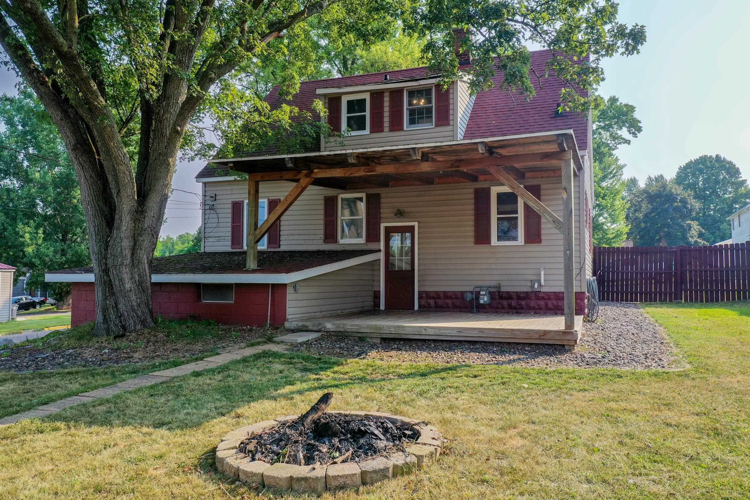 141 N Third Street Property Photo 12