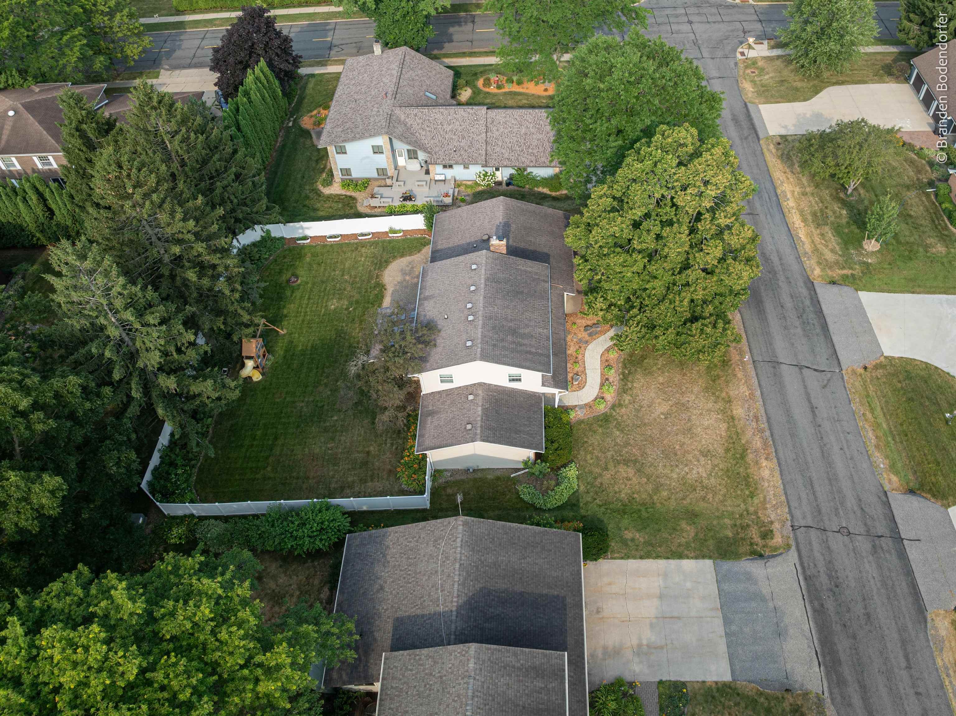 1020 W Blodgett Street Property Photo 59