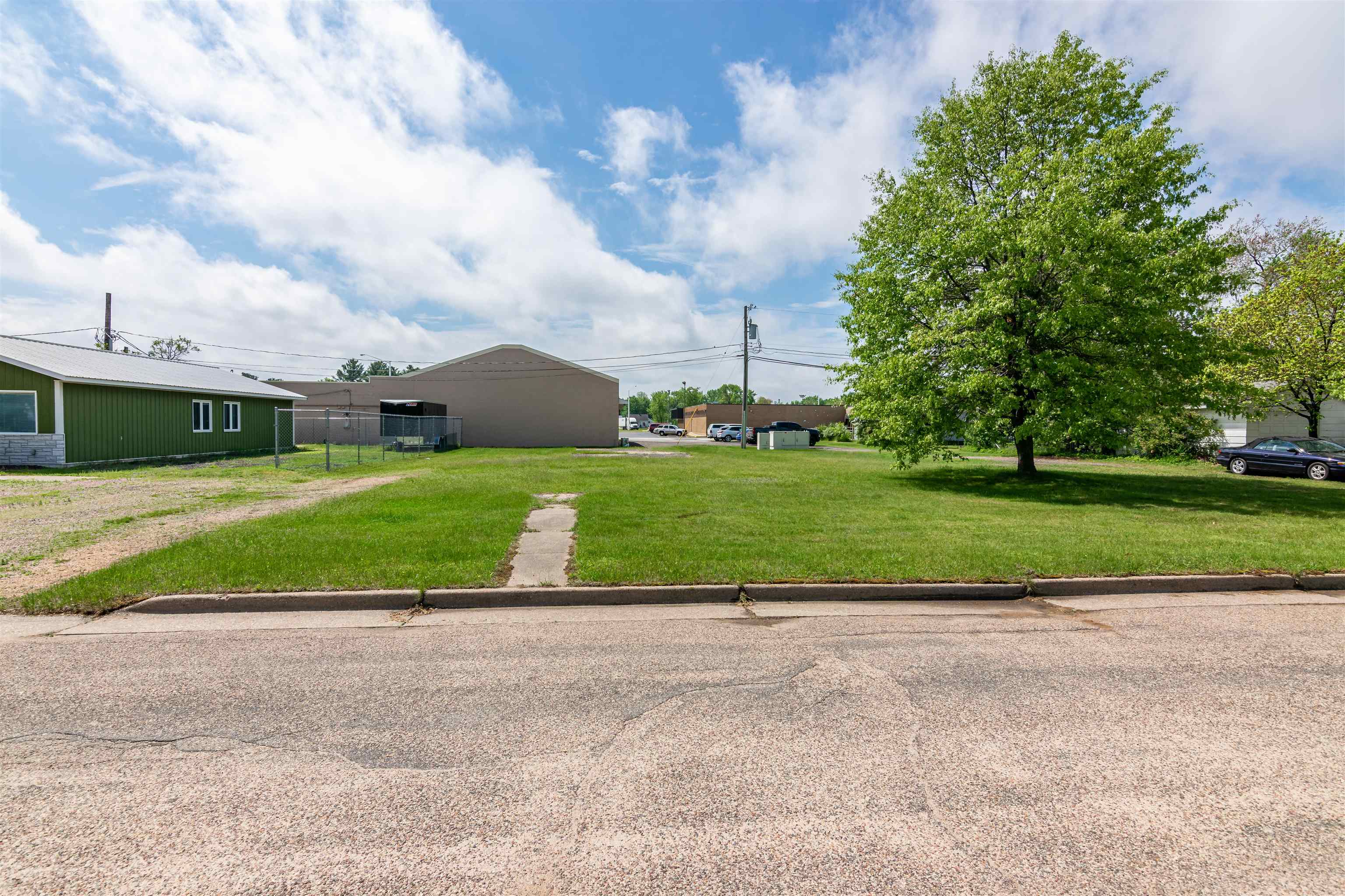 1840 Franklin Street Property Photo 4