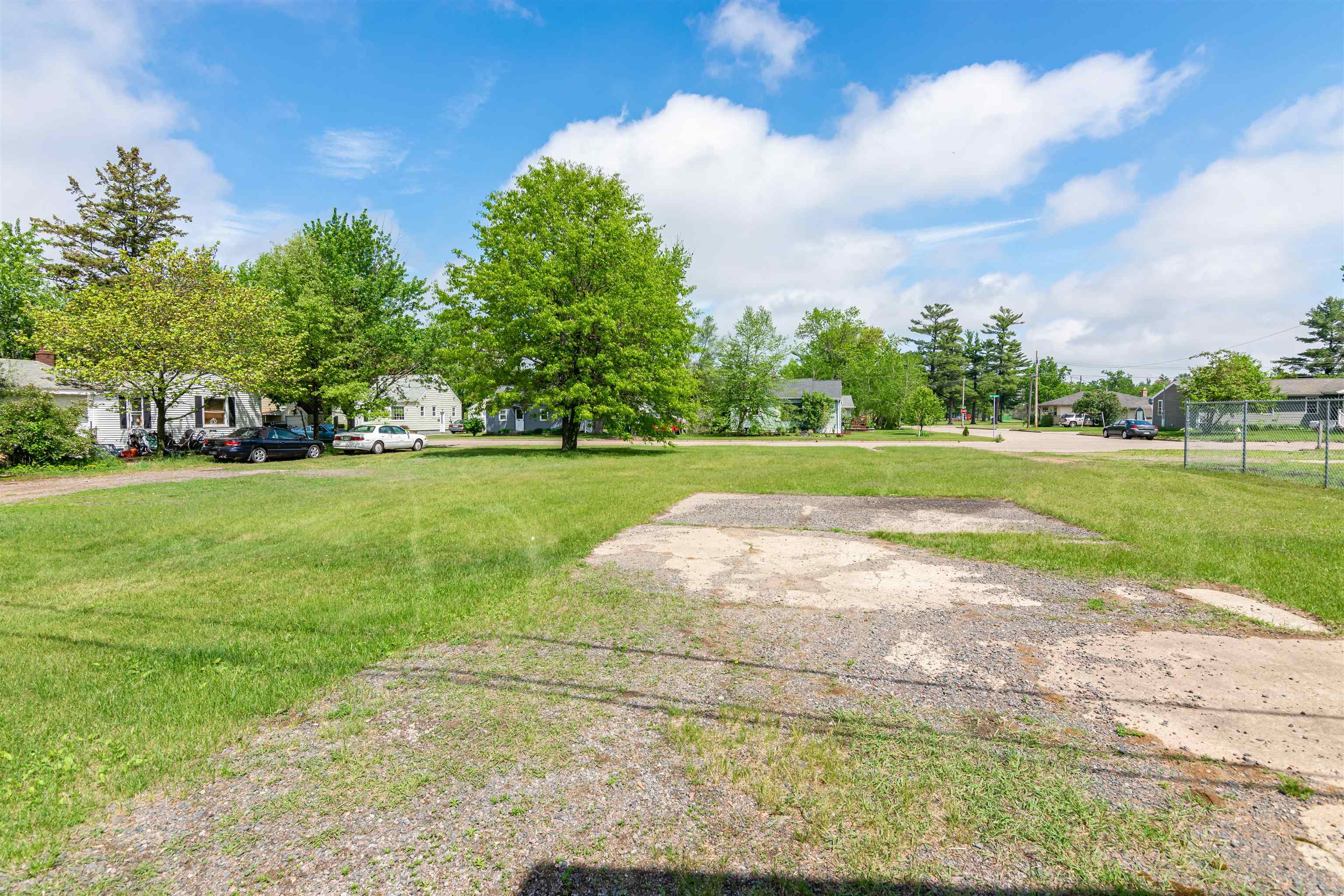1840 Franklin Street Property Photo 6
