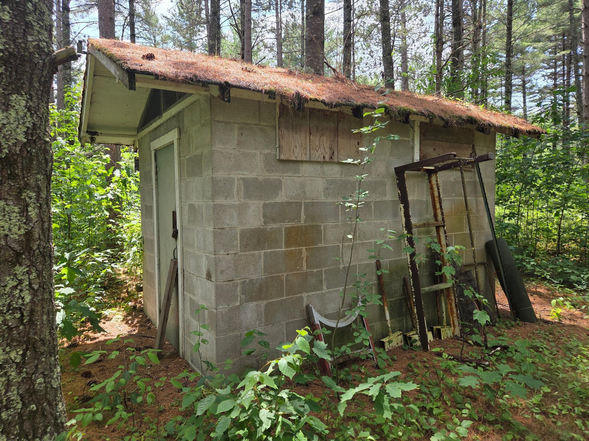 On Oak Ridge Road Property Photo 26