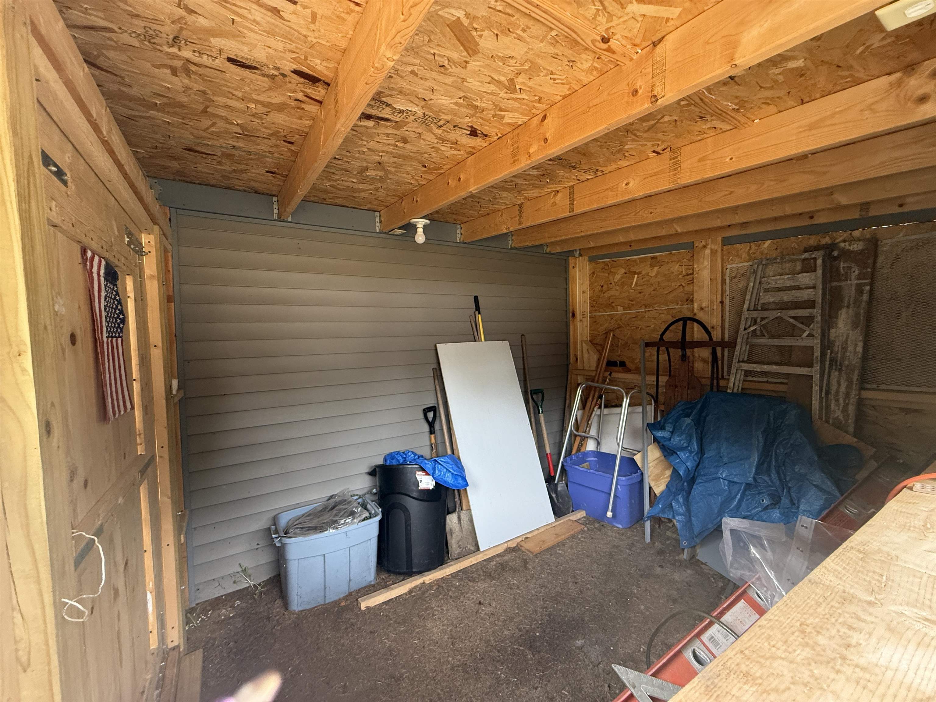 5231 Beach Road Property Photo 3