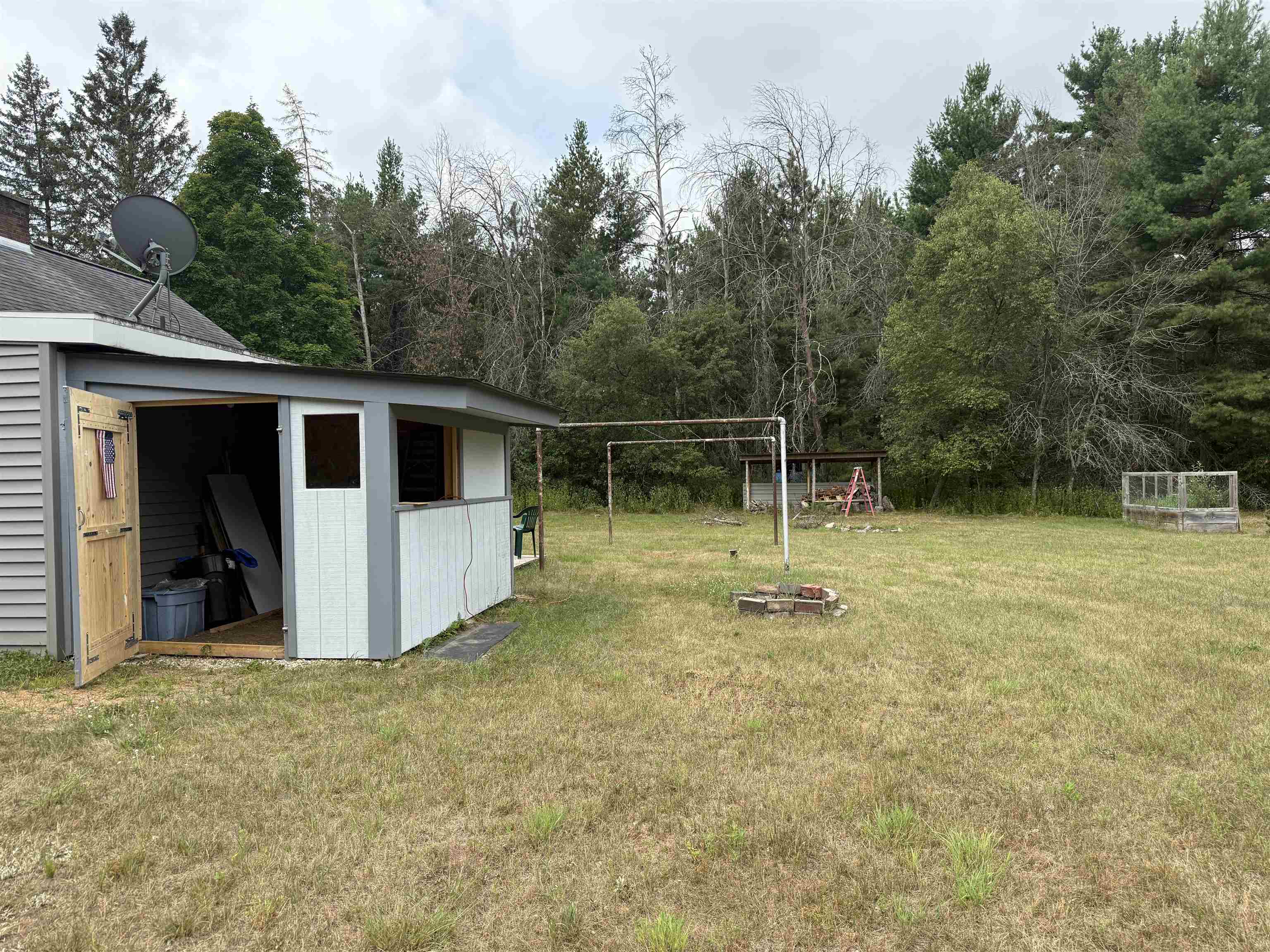 5231 Beach Road Property Photo 5