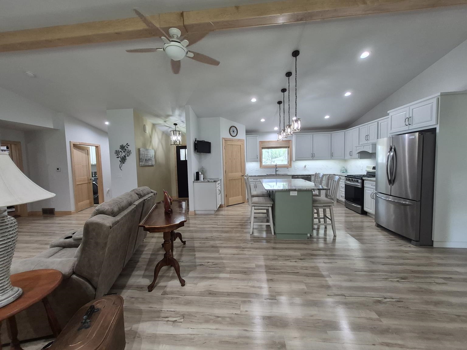 404 N Juno Avenue Property Photo 5