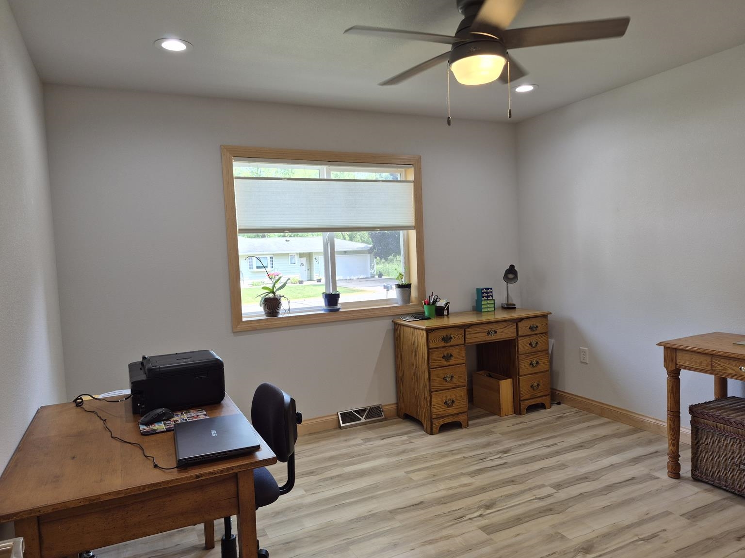 404 N Juno Avenue Property Photo 20