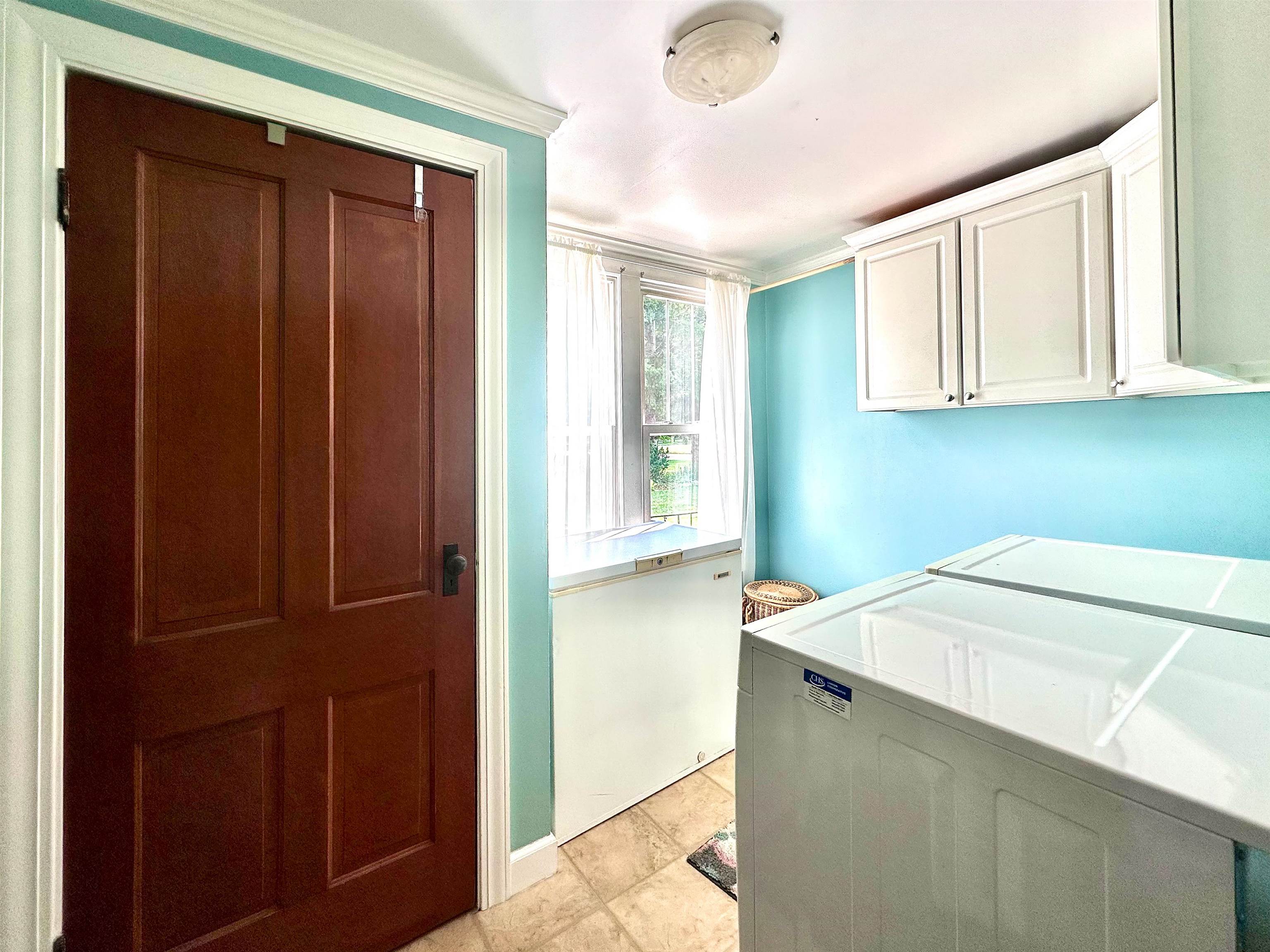 404 Bruce Street Property Photo 30