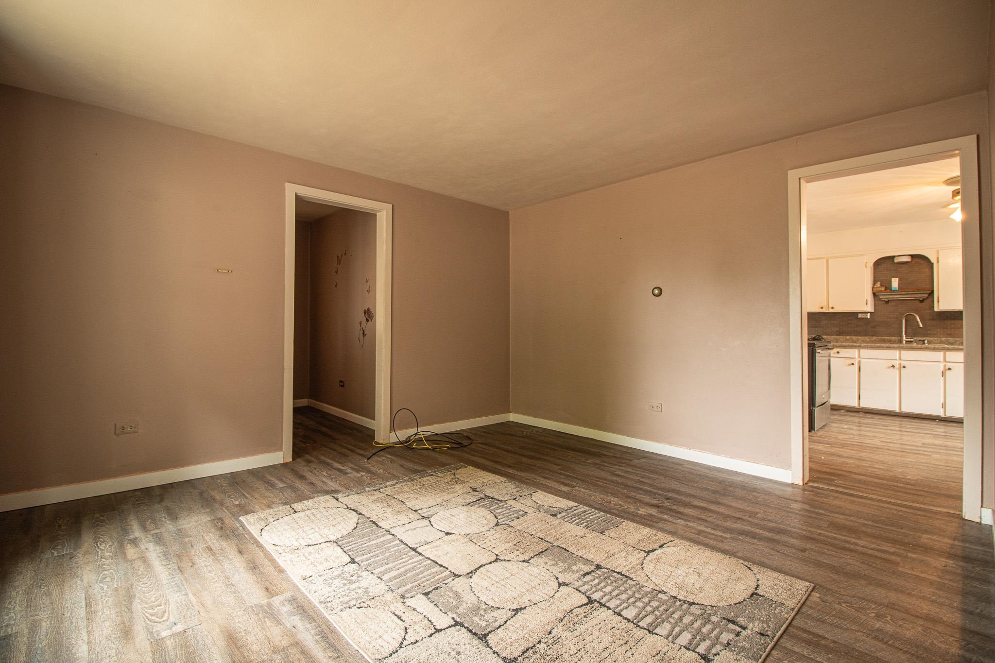 711 Chippewa Street Property Photo 8