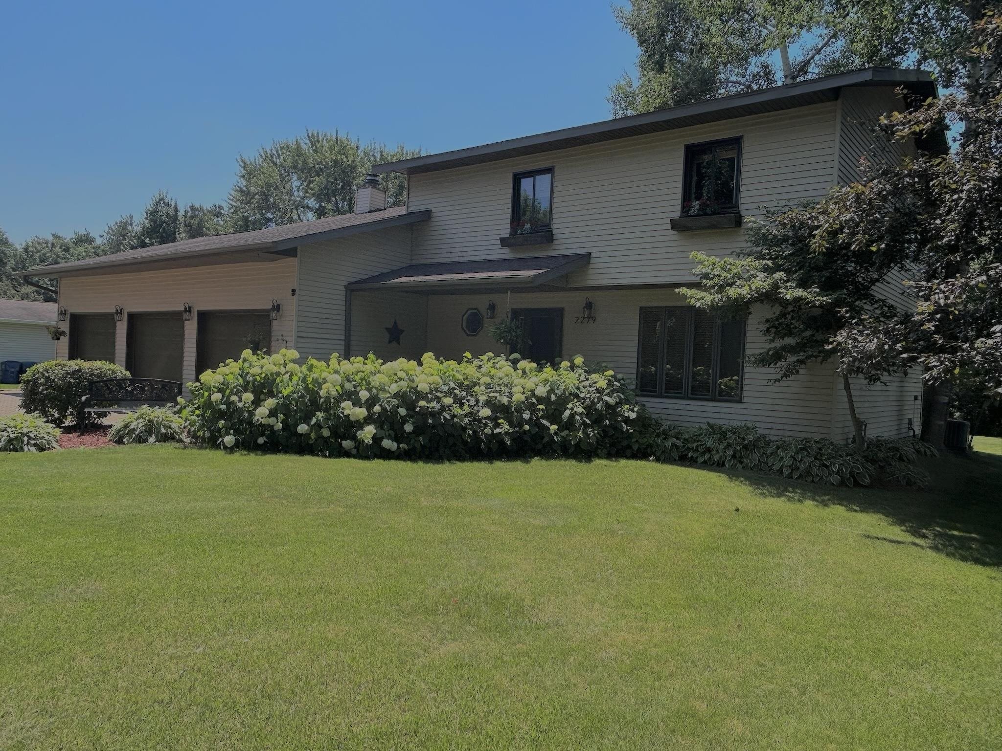 2279 Rickie Drive Property Photo 1