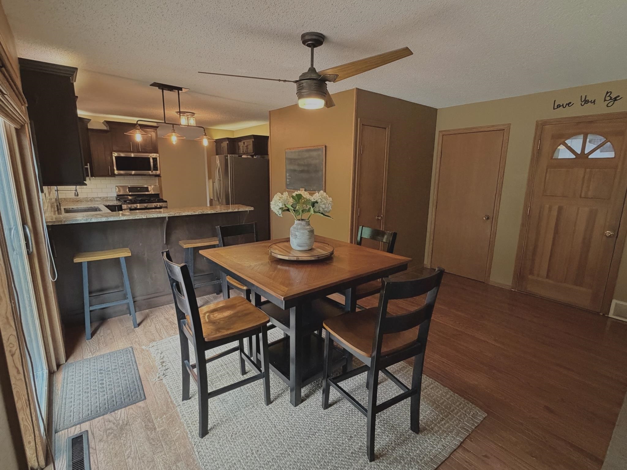 2279 Rickie Drive Property Photo 4