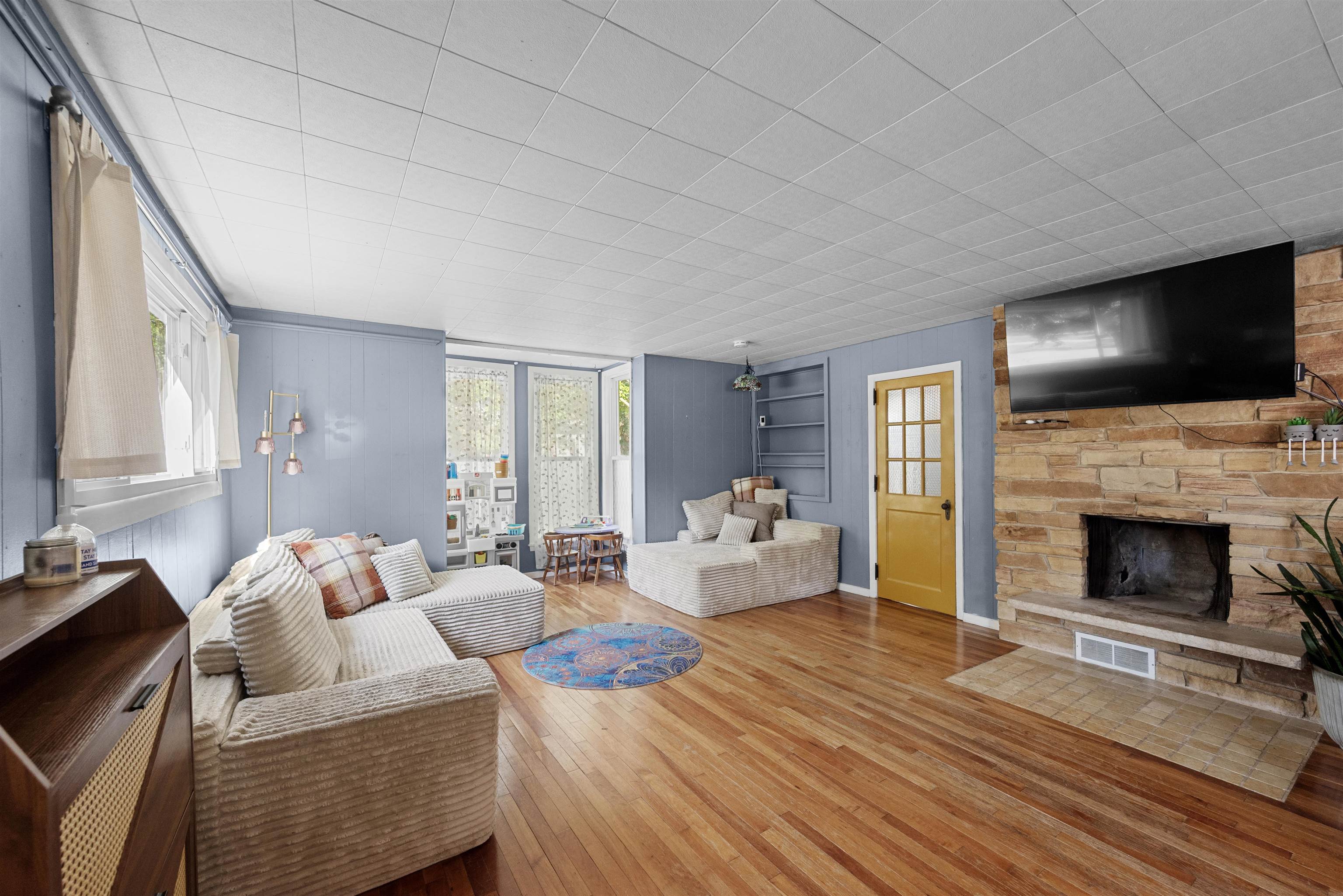 600 Franklin Street Property Photo 6