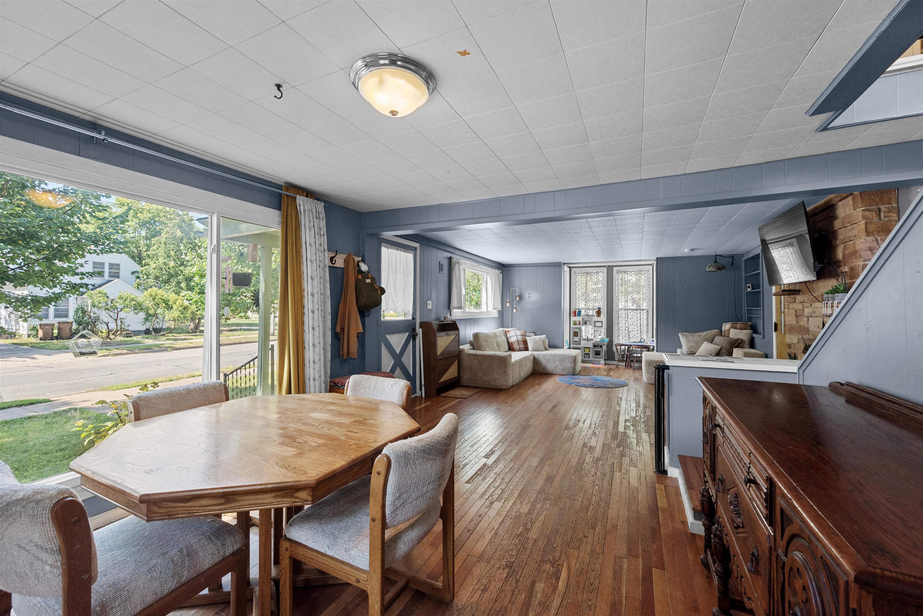600 Franklin Street Property Photo 8