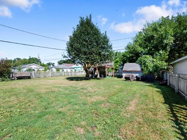 600 Franklin Street Property Photo 30