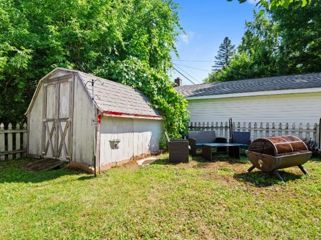 600 Franklin Street Property Photo 32
