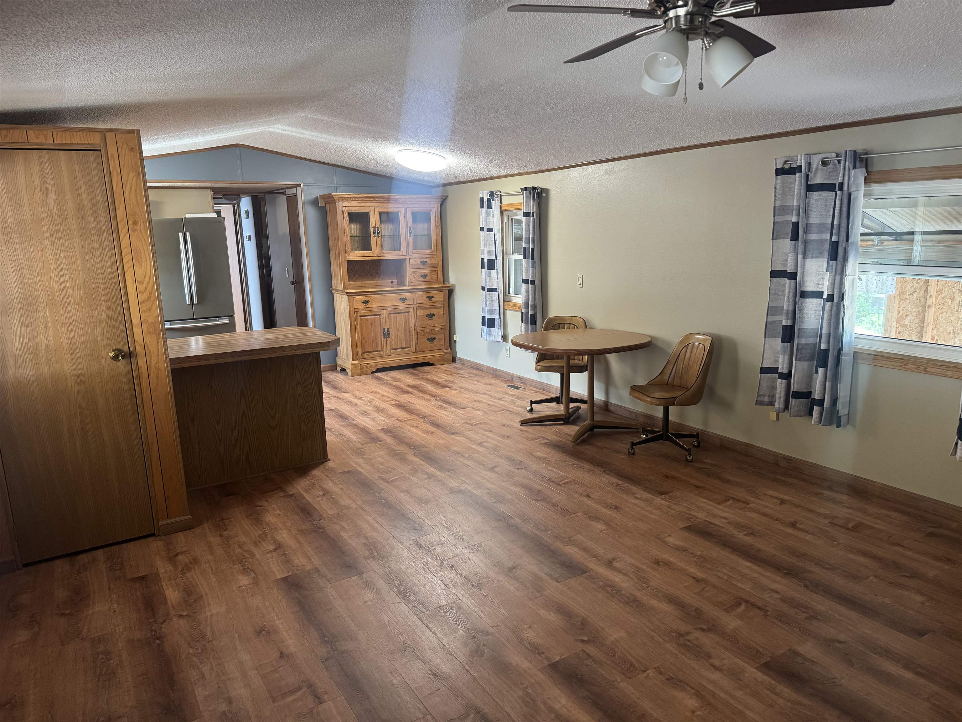 8311 S State Highway 13 Property Photo 5