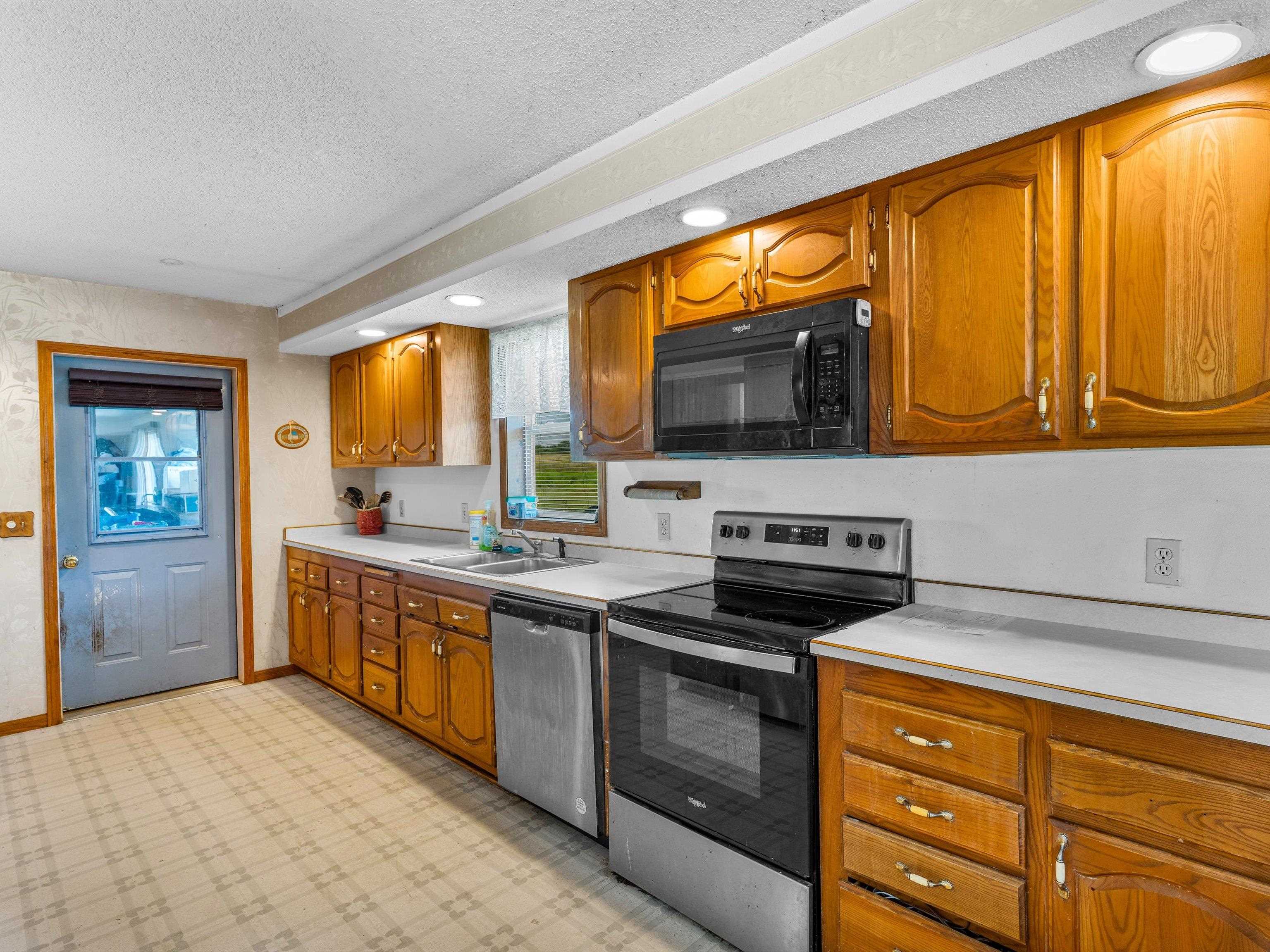 203202 Day Avenue Property Photo 12