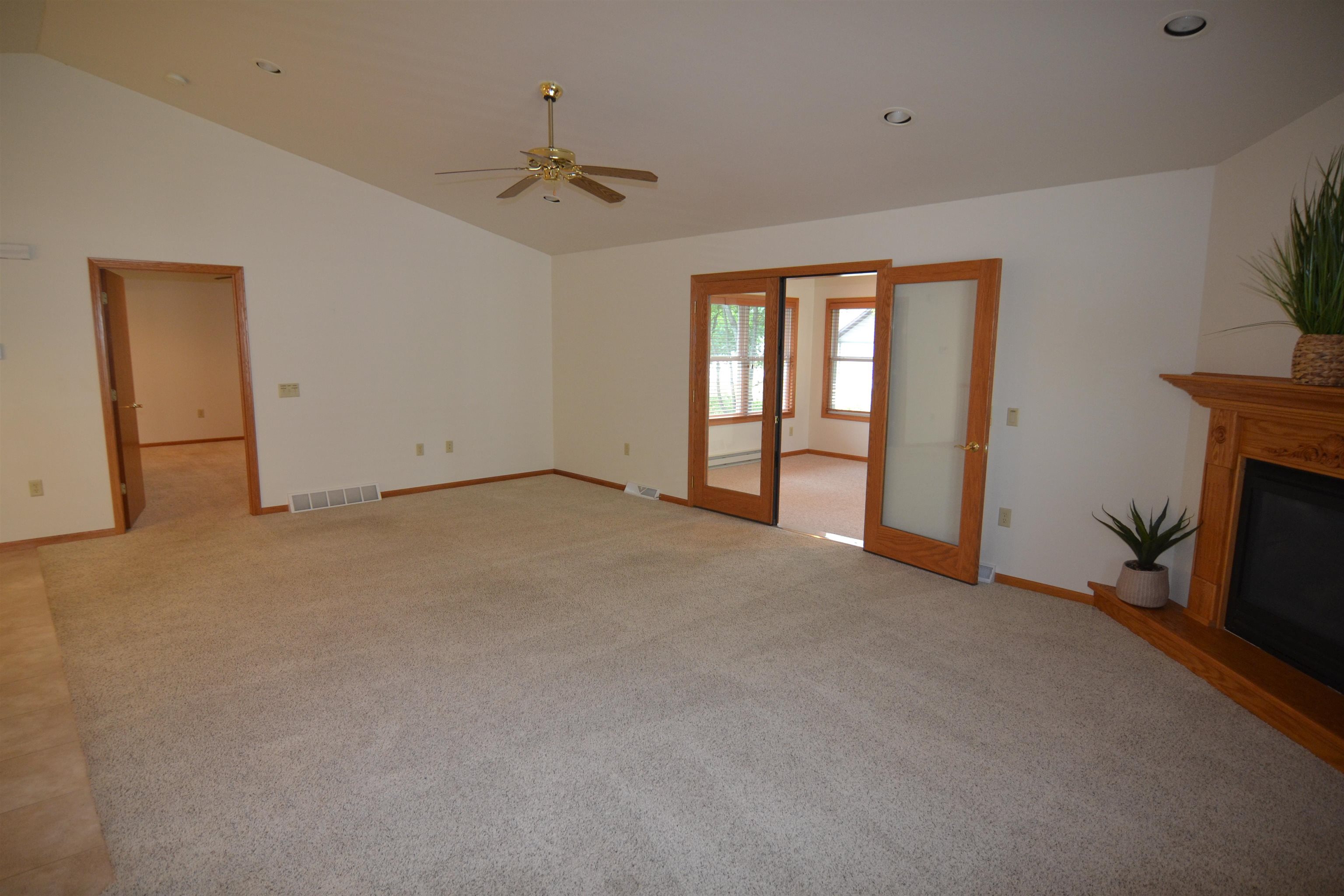 616 Whitney Way Property Photo 12