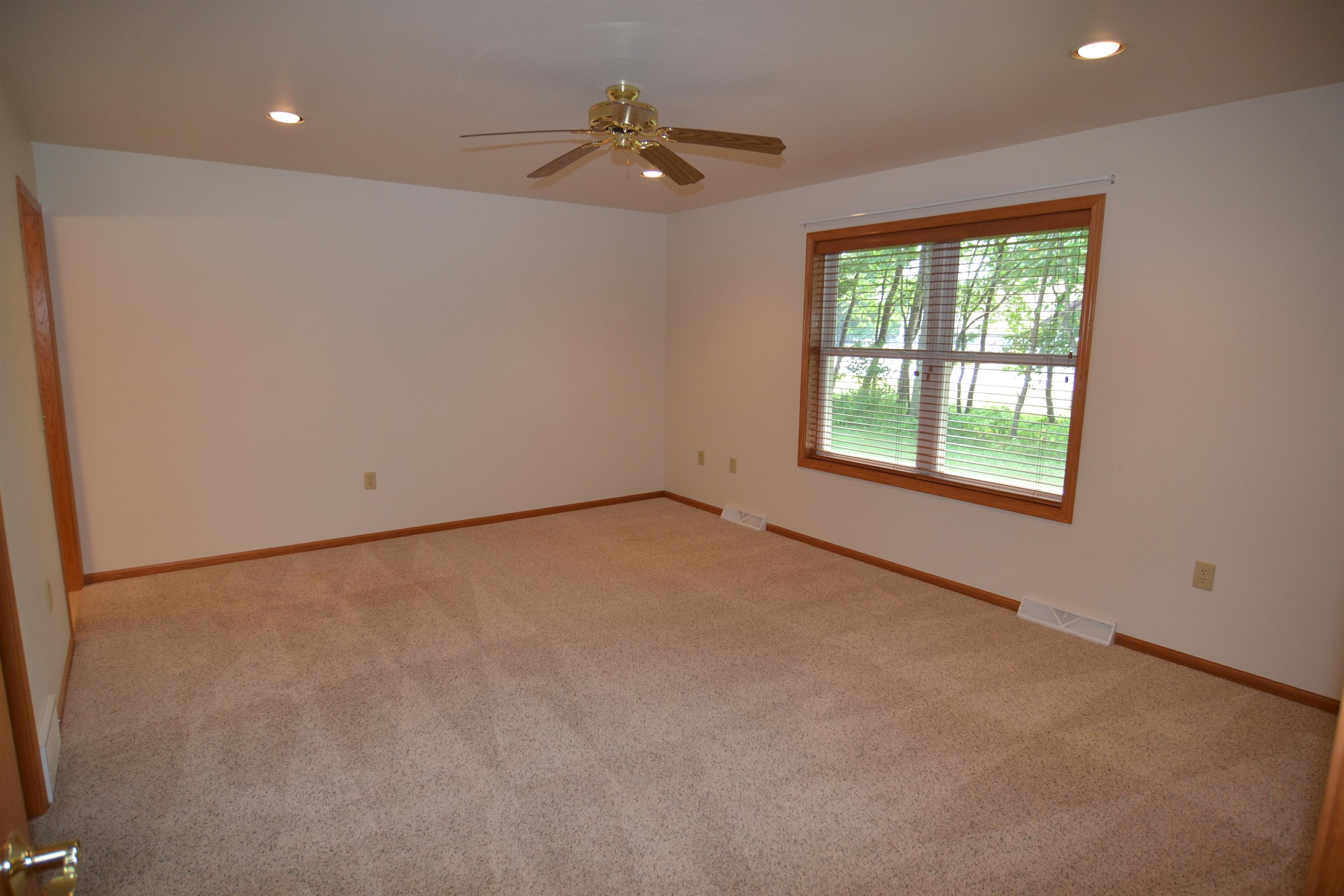 616 Whitney Way Property Photo 16