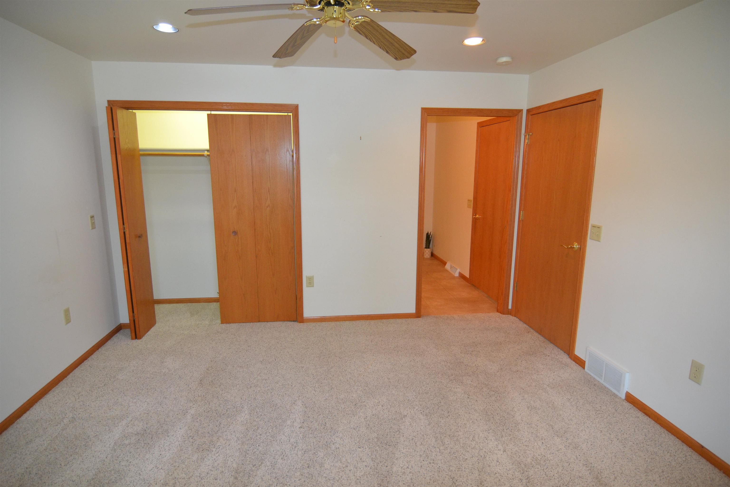 616 Whitney Way Property Photo 23