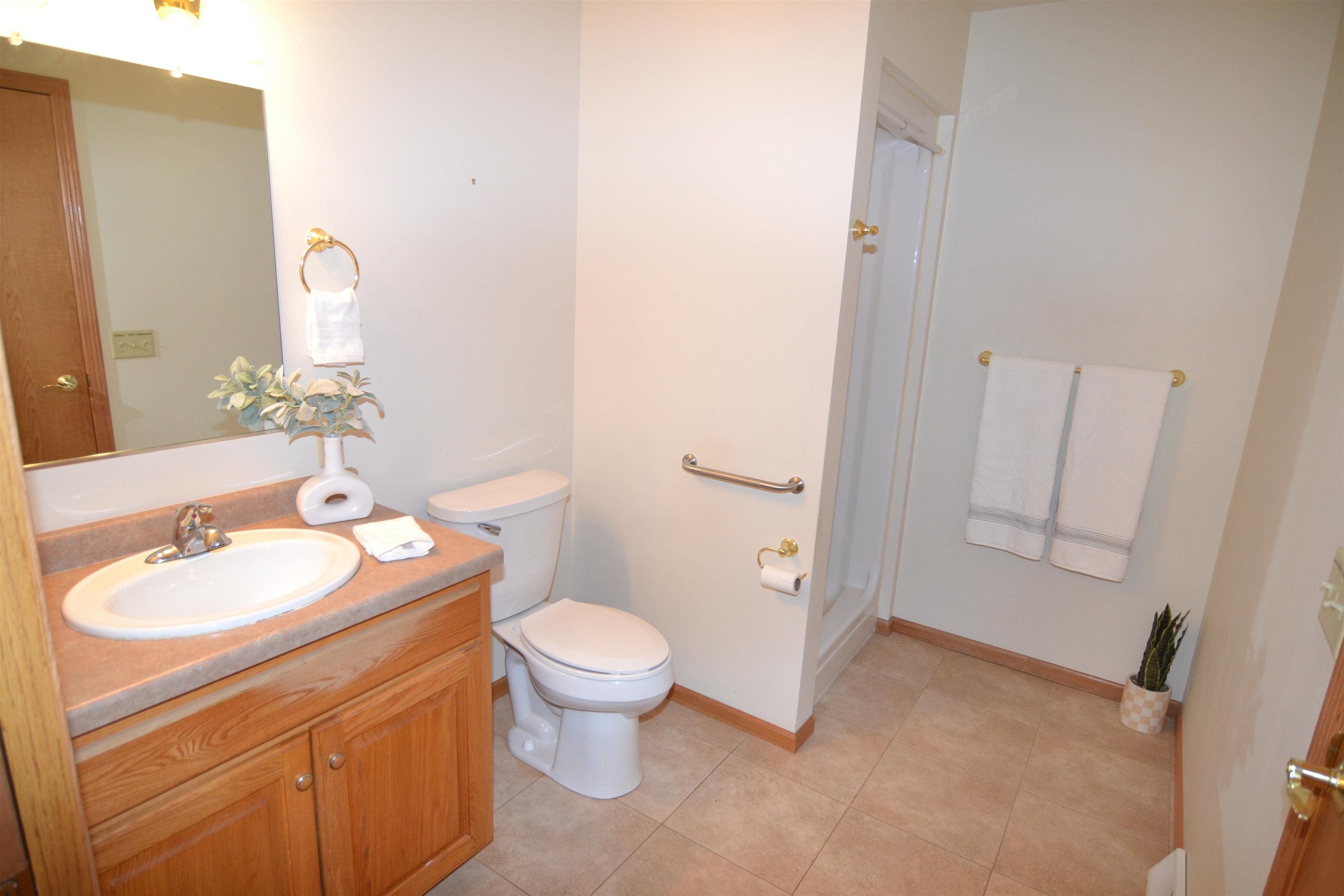 616 Whitney Way Property Photo 24