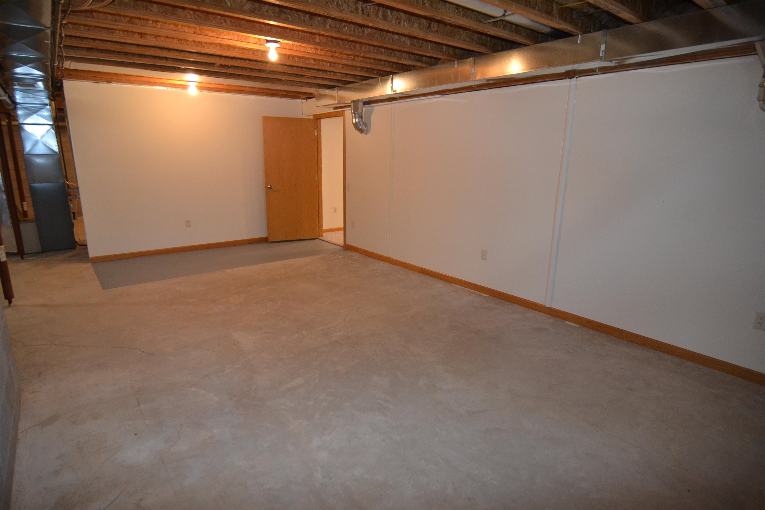 616 Whitney Way Property Photo 31