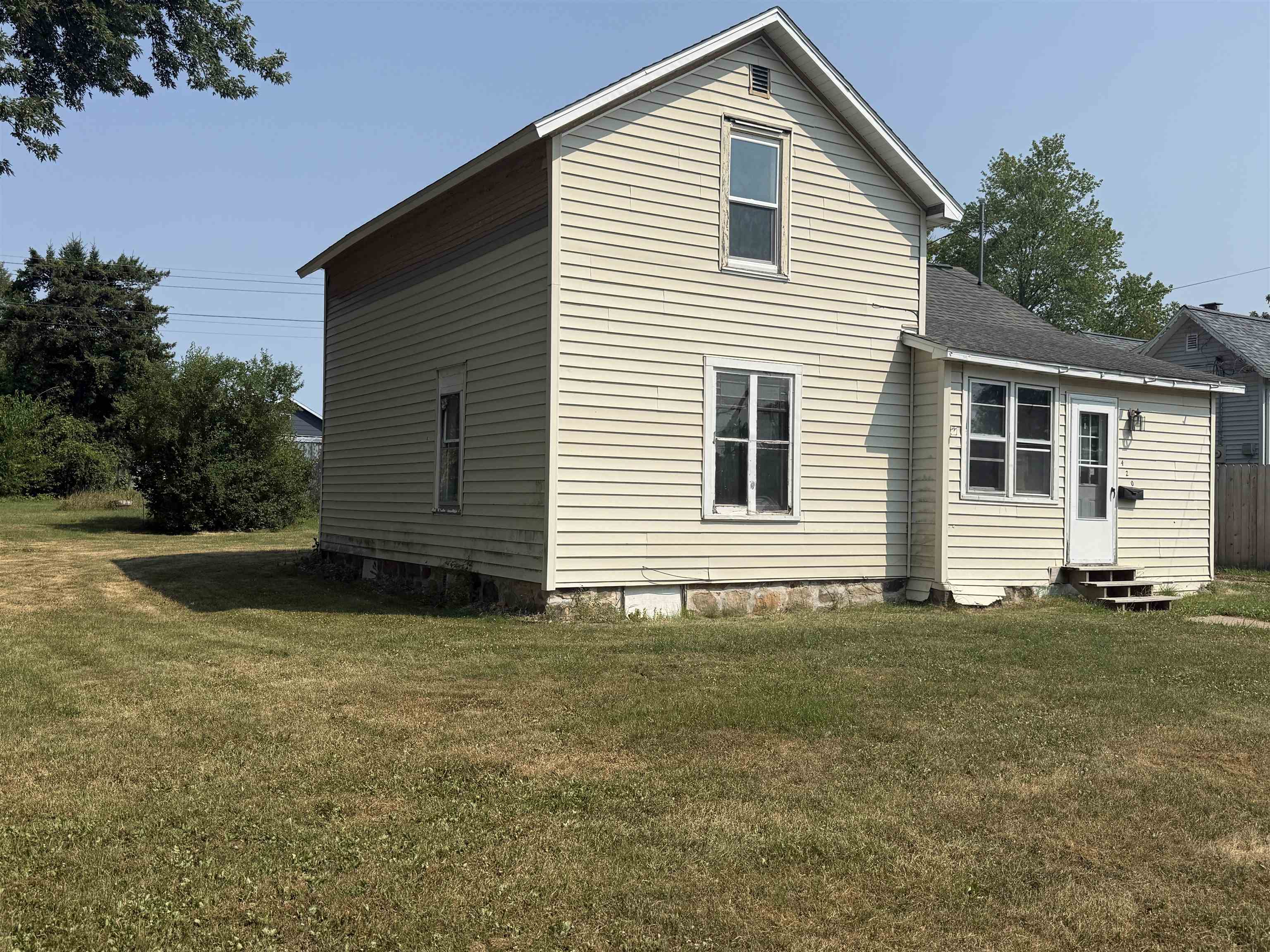 420 8th Avenue North Property Photo 14