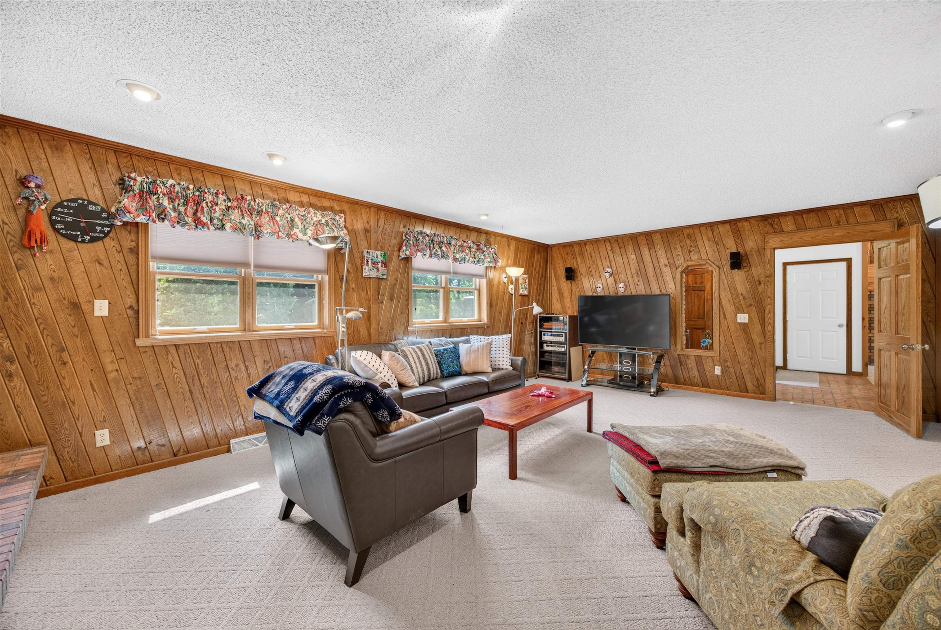 654 Bens Lane Property Photo 43