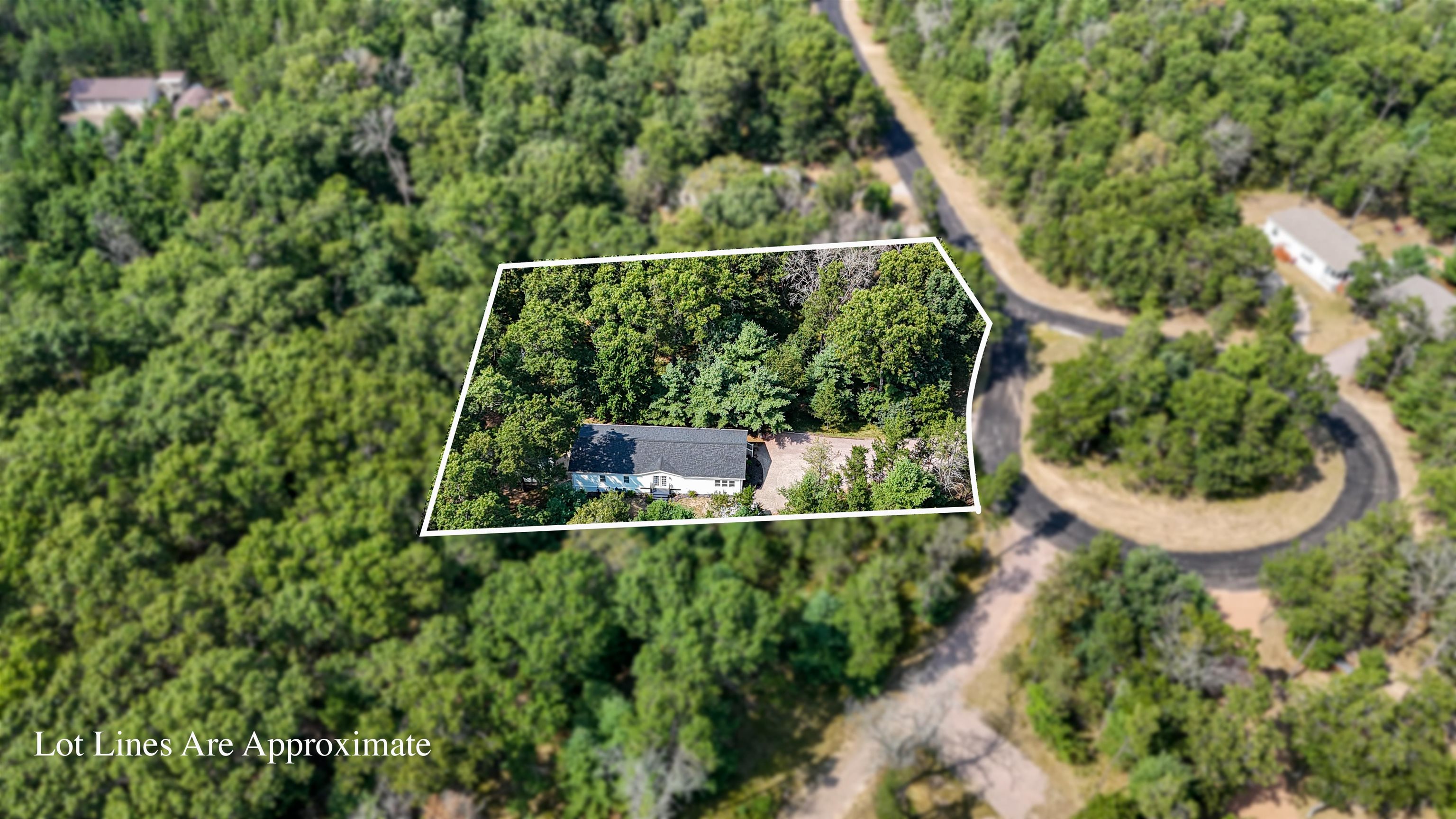 637 Hampton Trail Property Photo 5