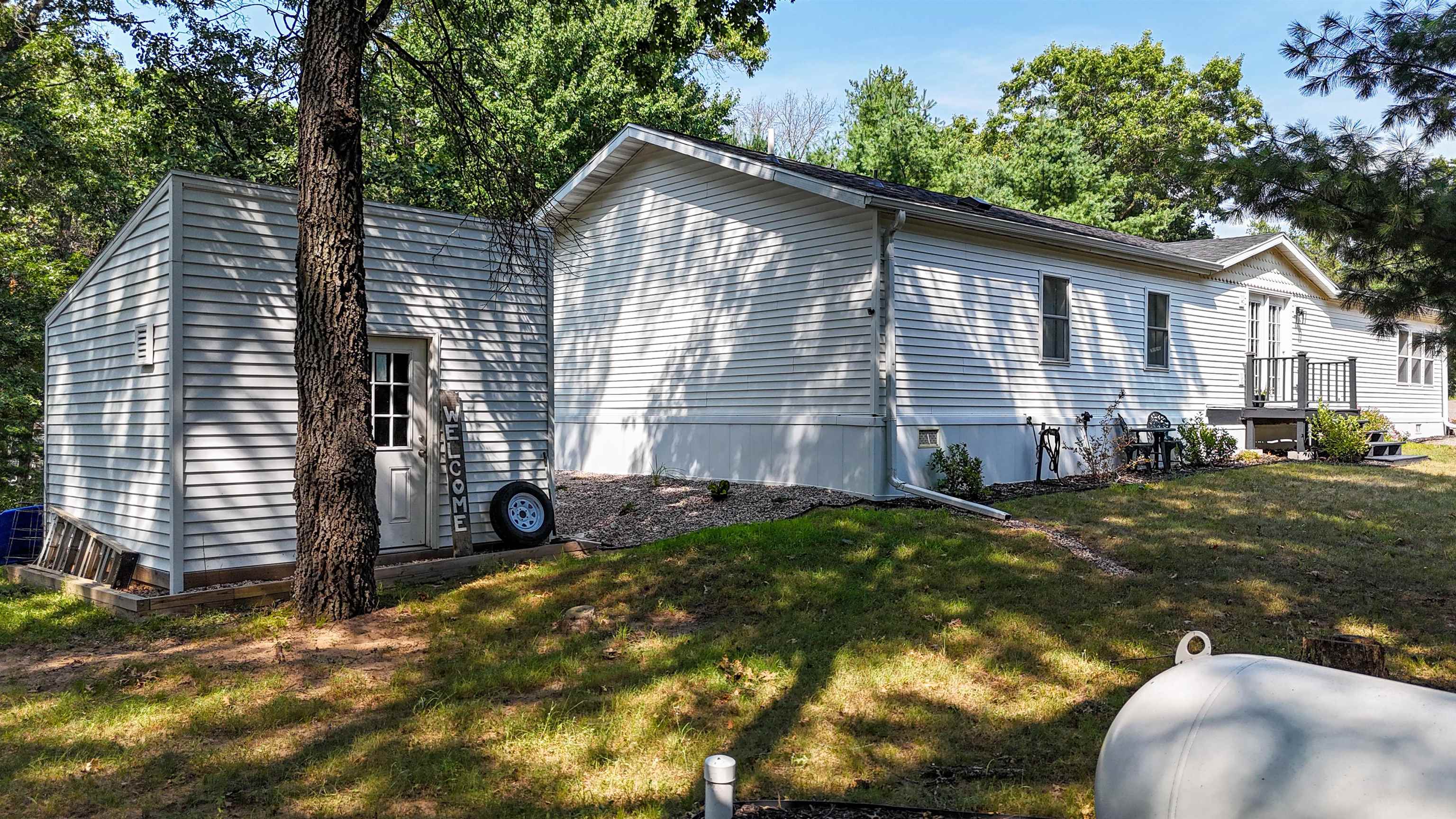 637 Hampton Trail Property Photo 9