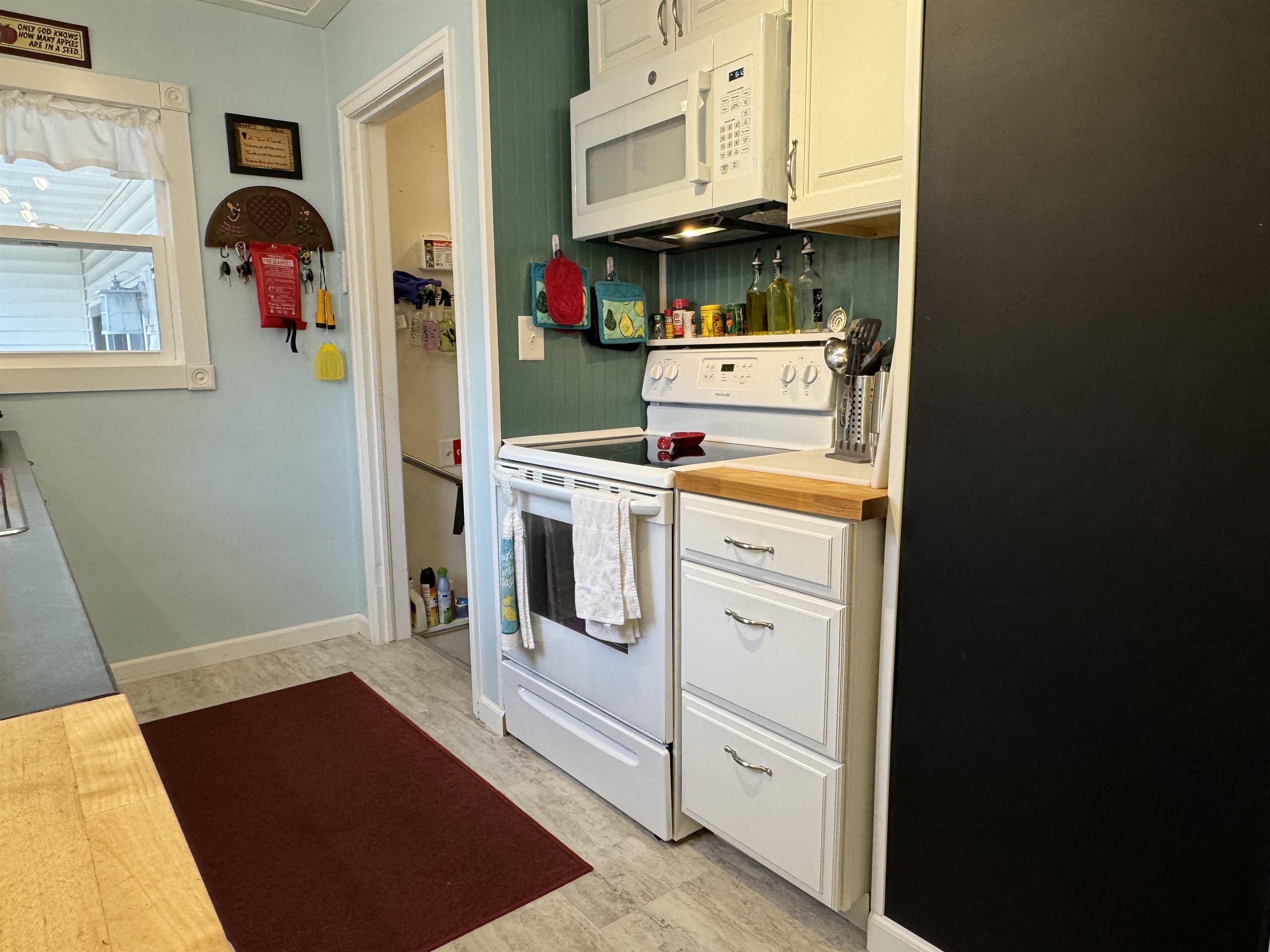 1004 N 5th Avenue Property Photo 7