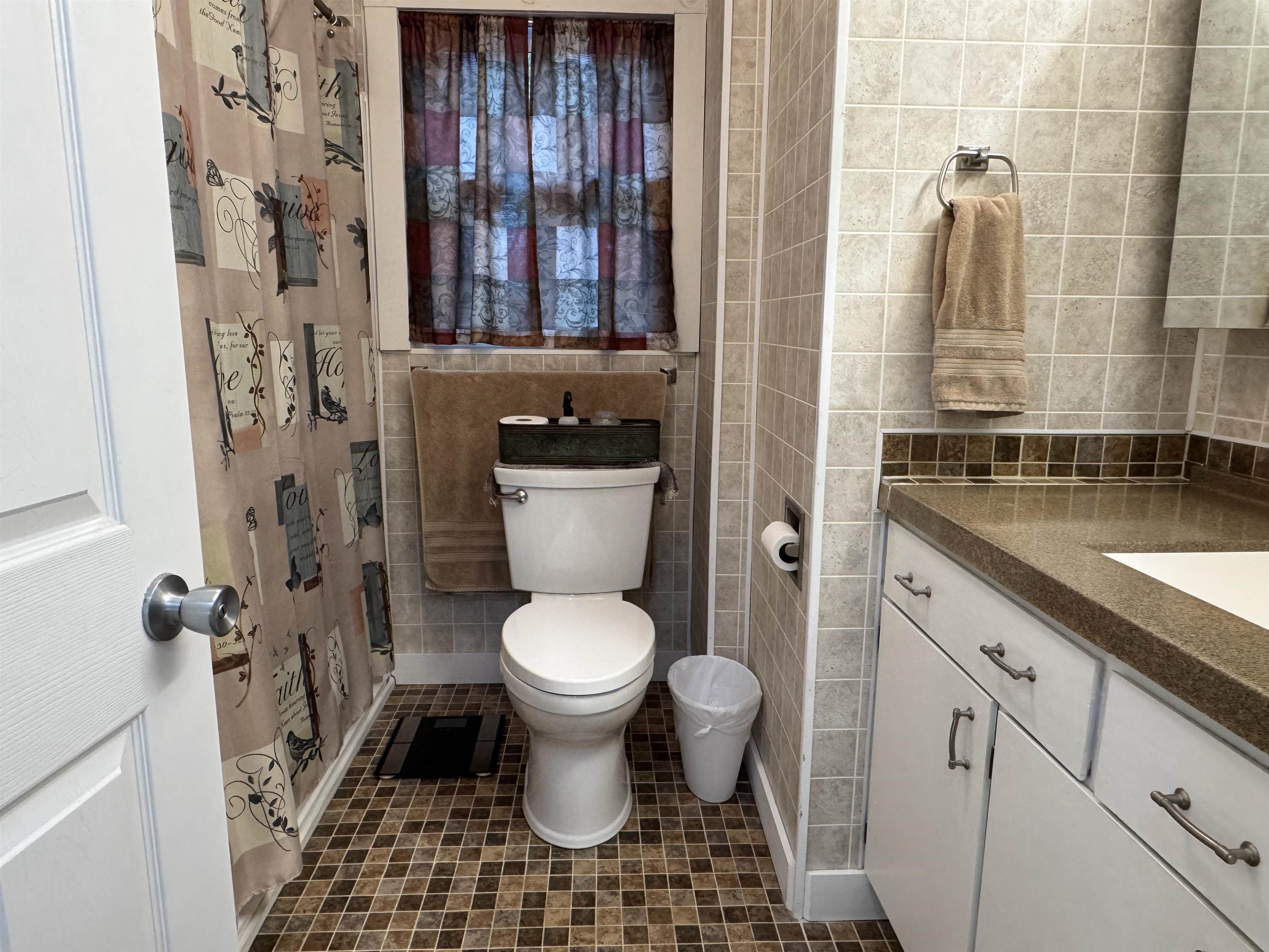 1004 N 5th Avenue Property Photo 18