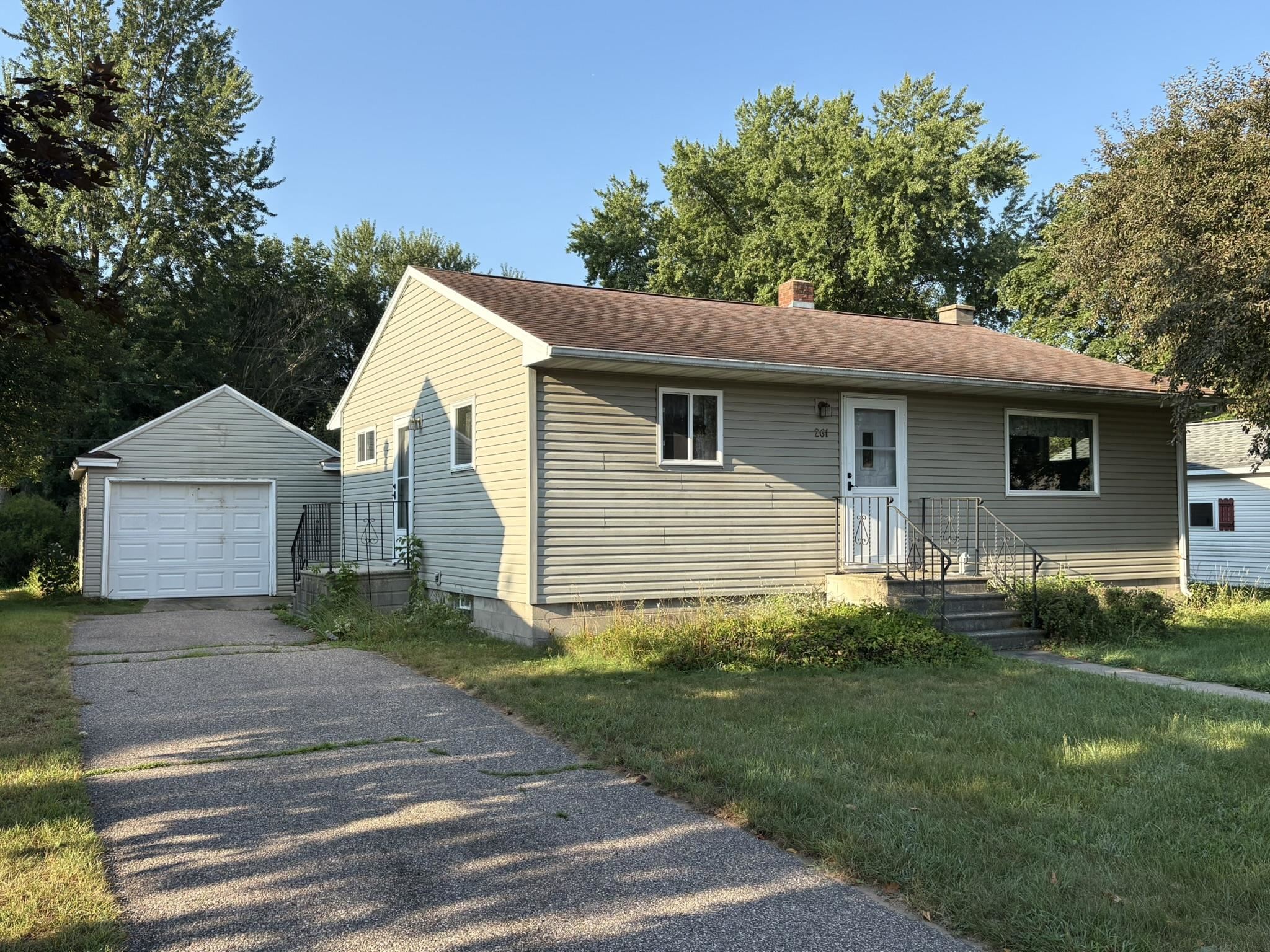 261 Buehler Avenue Property Photo 1