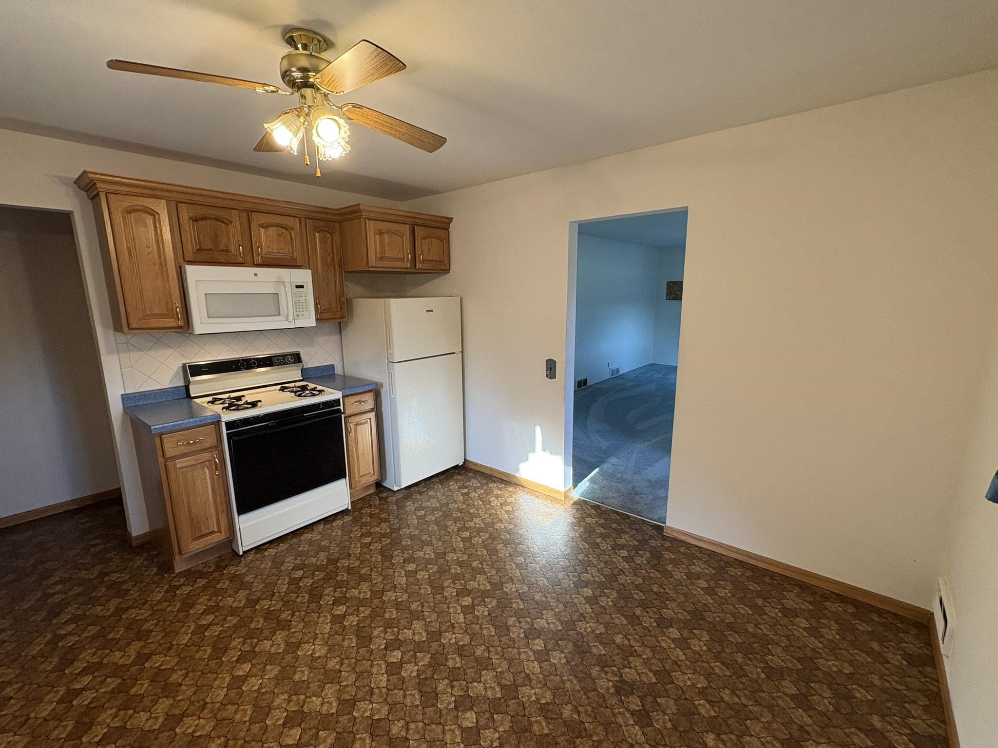261 Buehler Avenue Property Photo 8