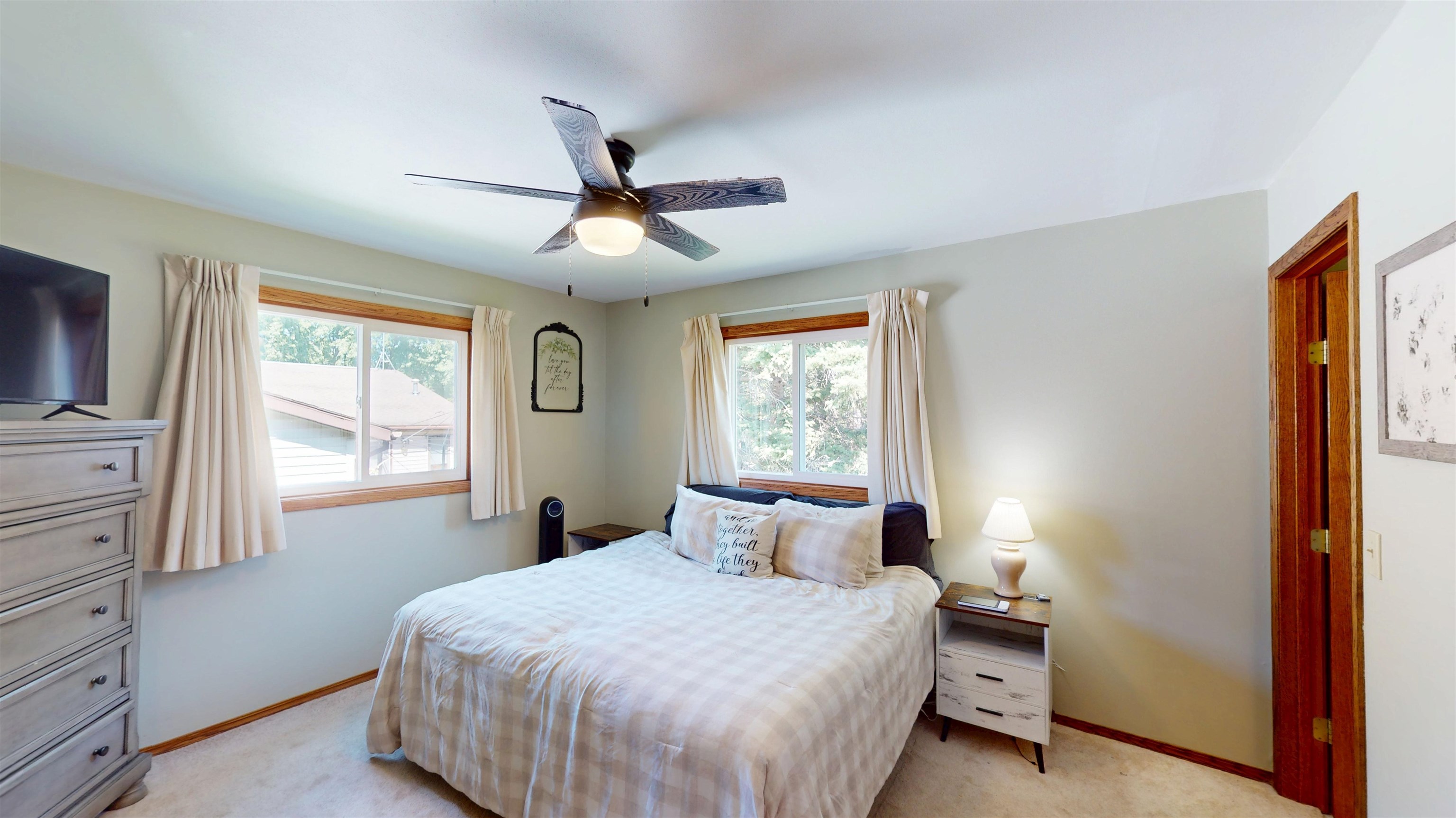 305 N Cherry Avenue Property Photo 27